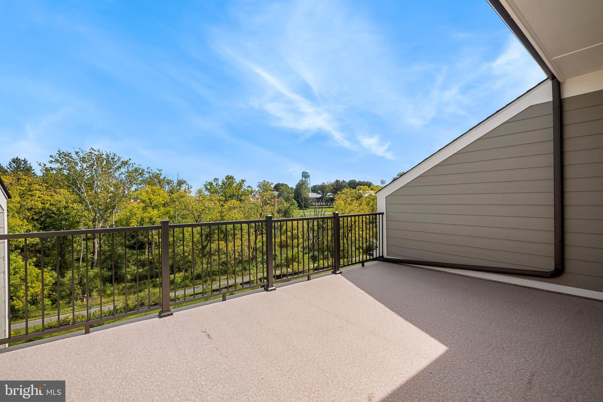 PARKSIDE - Residential