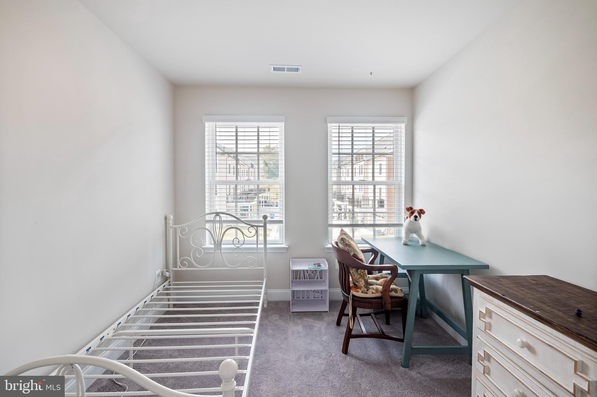 PARKSIDE - Residential