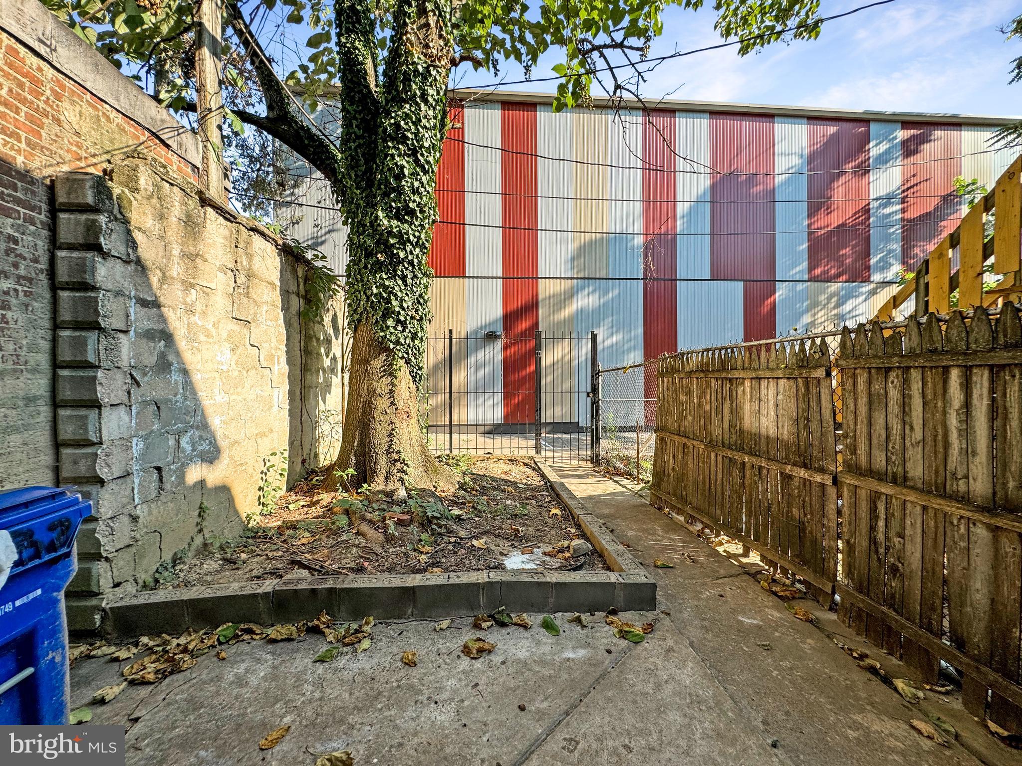 BARCLAY - Residential Lease