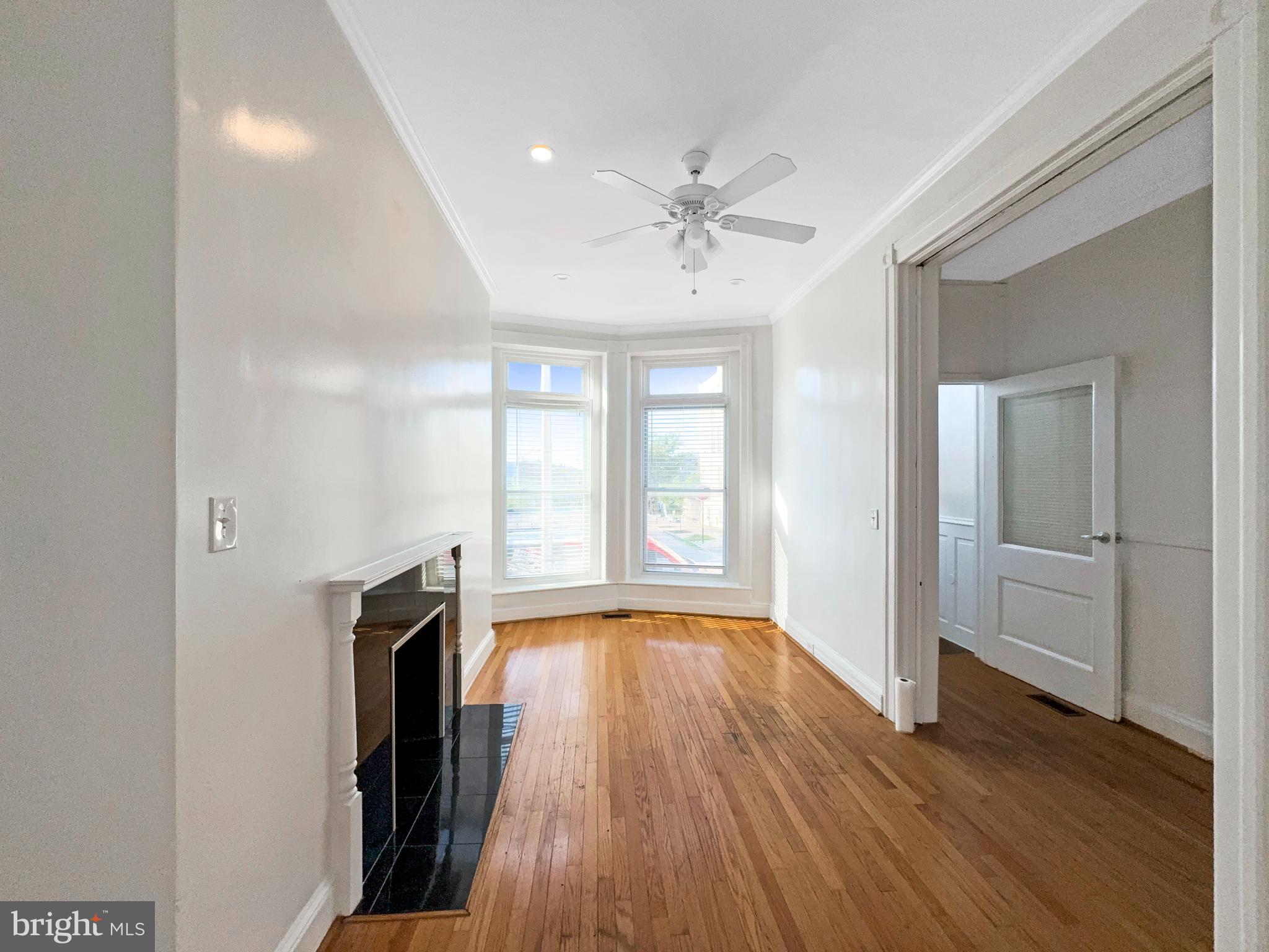 BARCLAY - Residential Lease