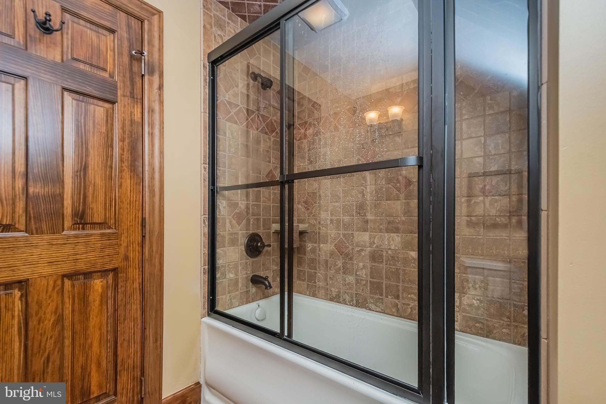 NORTH SHORE - Residential