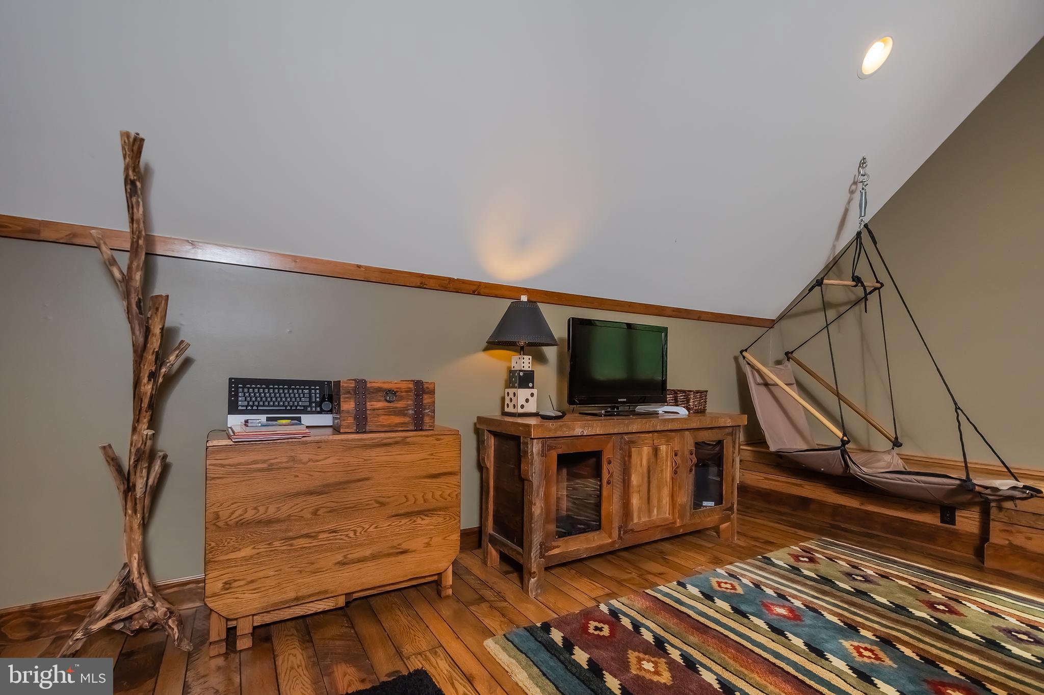 NORTH SHORE - Residential