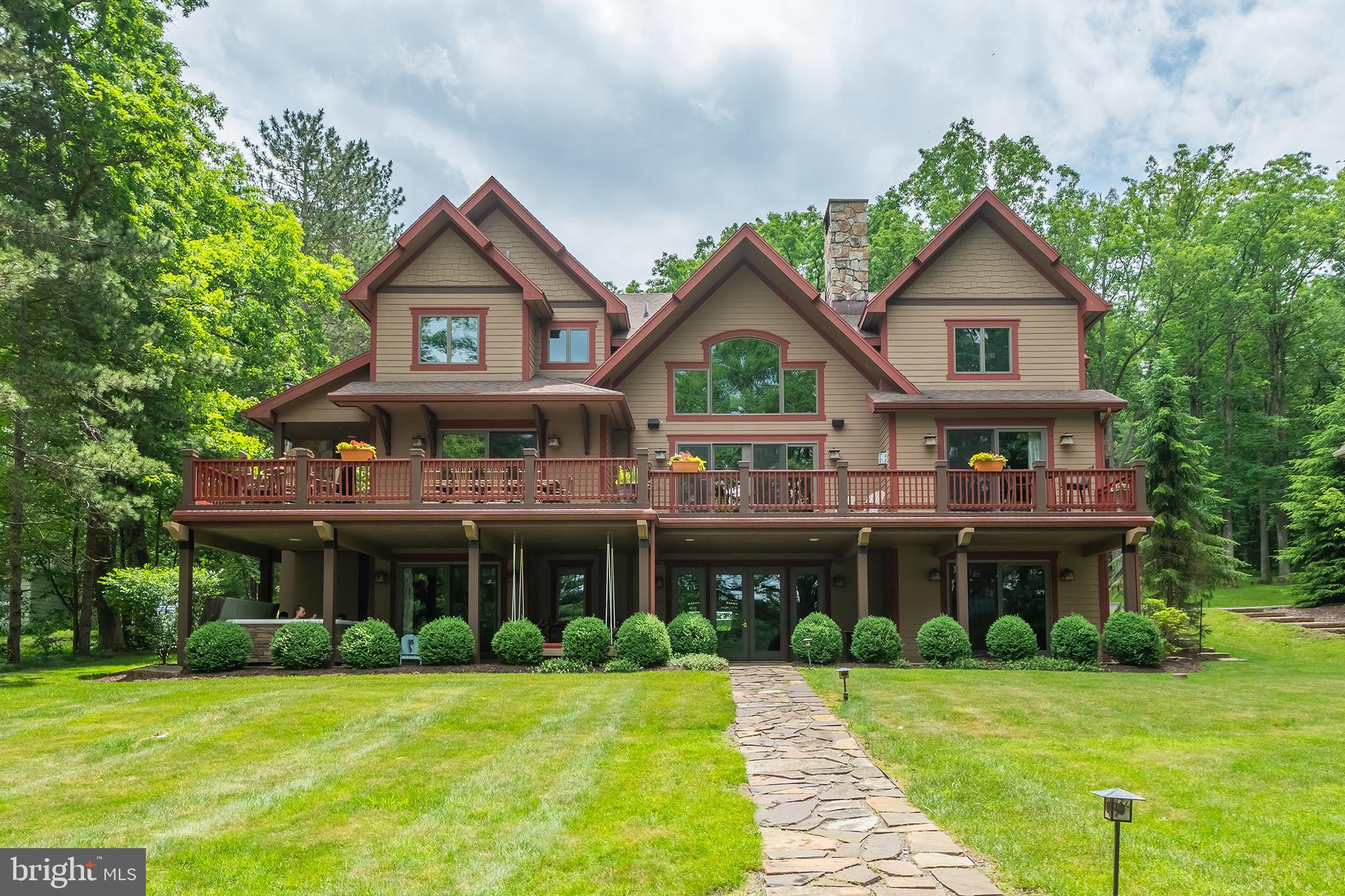 NORTH SHORE - Residential