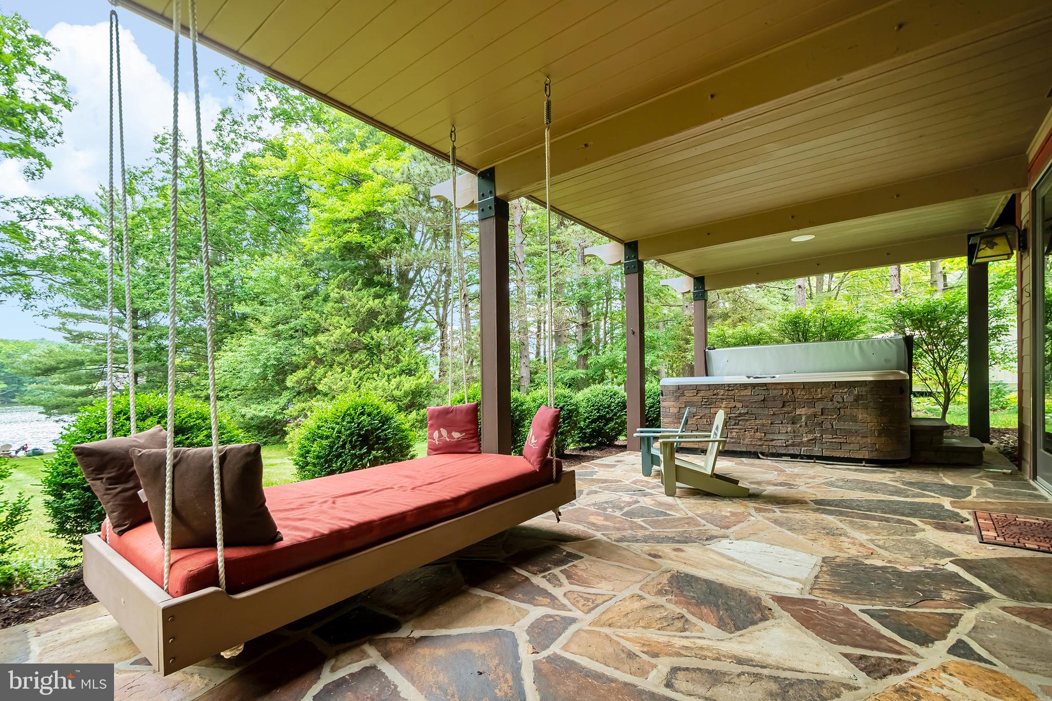 NORTH SHORE - Residential