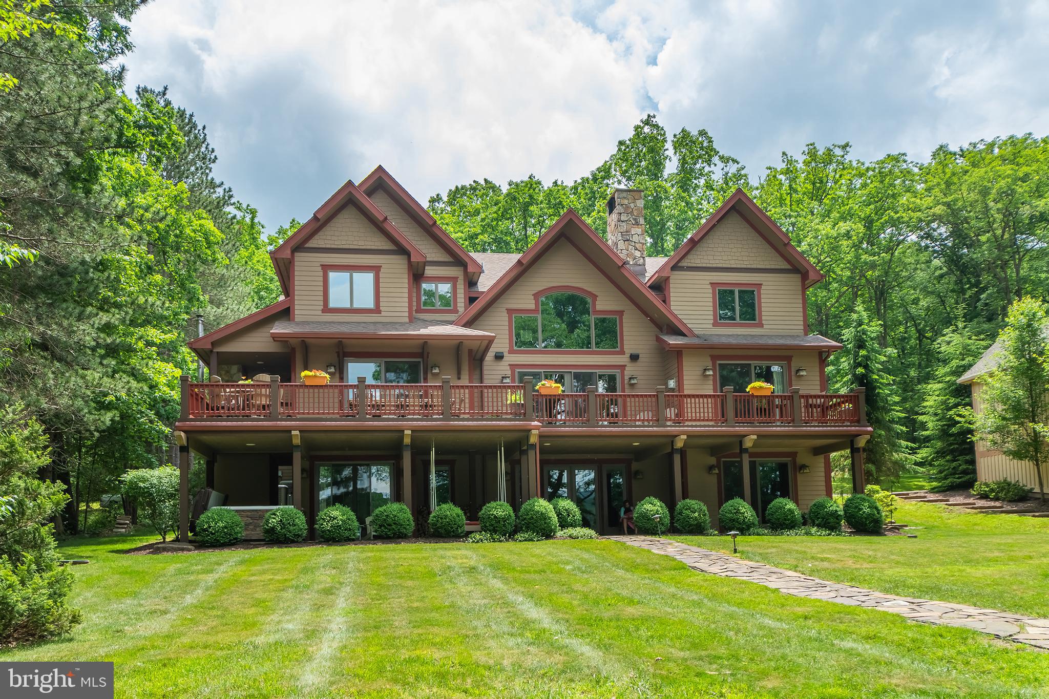 NORTH SHORE - Residential