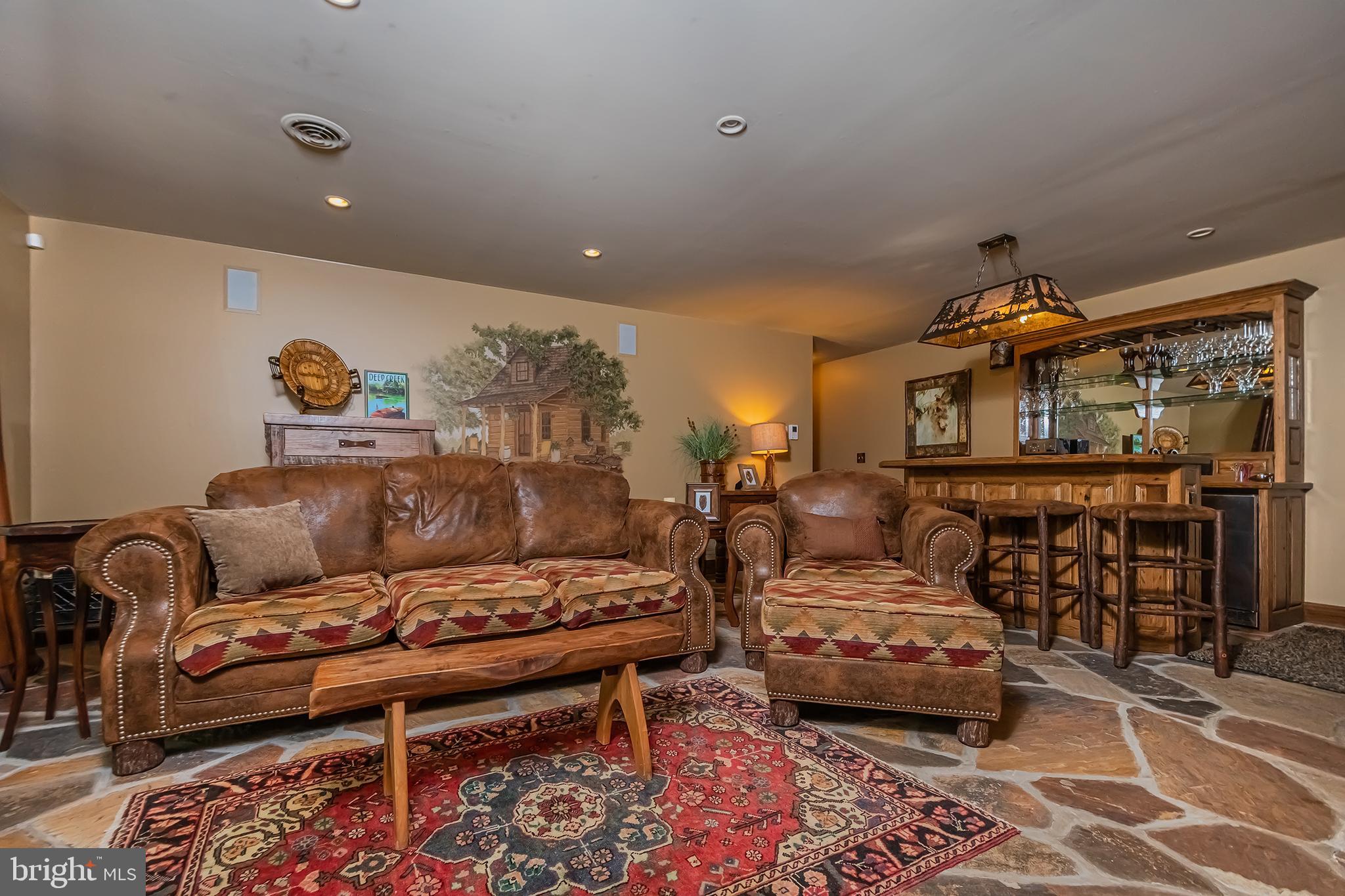 NORTH SHORE - Residential