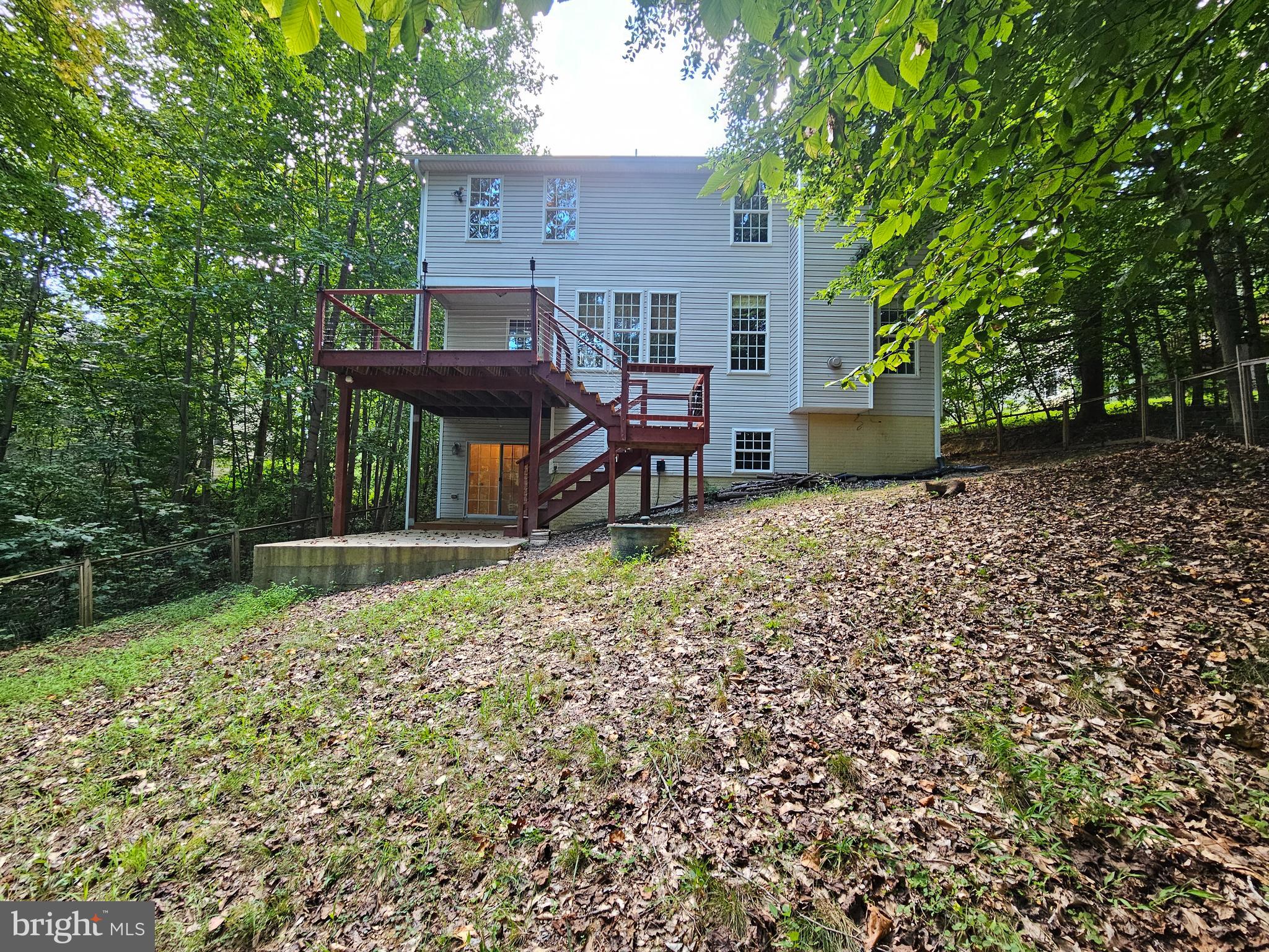 PRESIDENTIAL LAKES - Residential