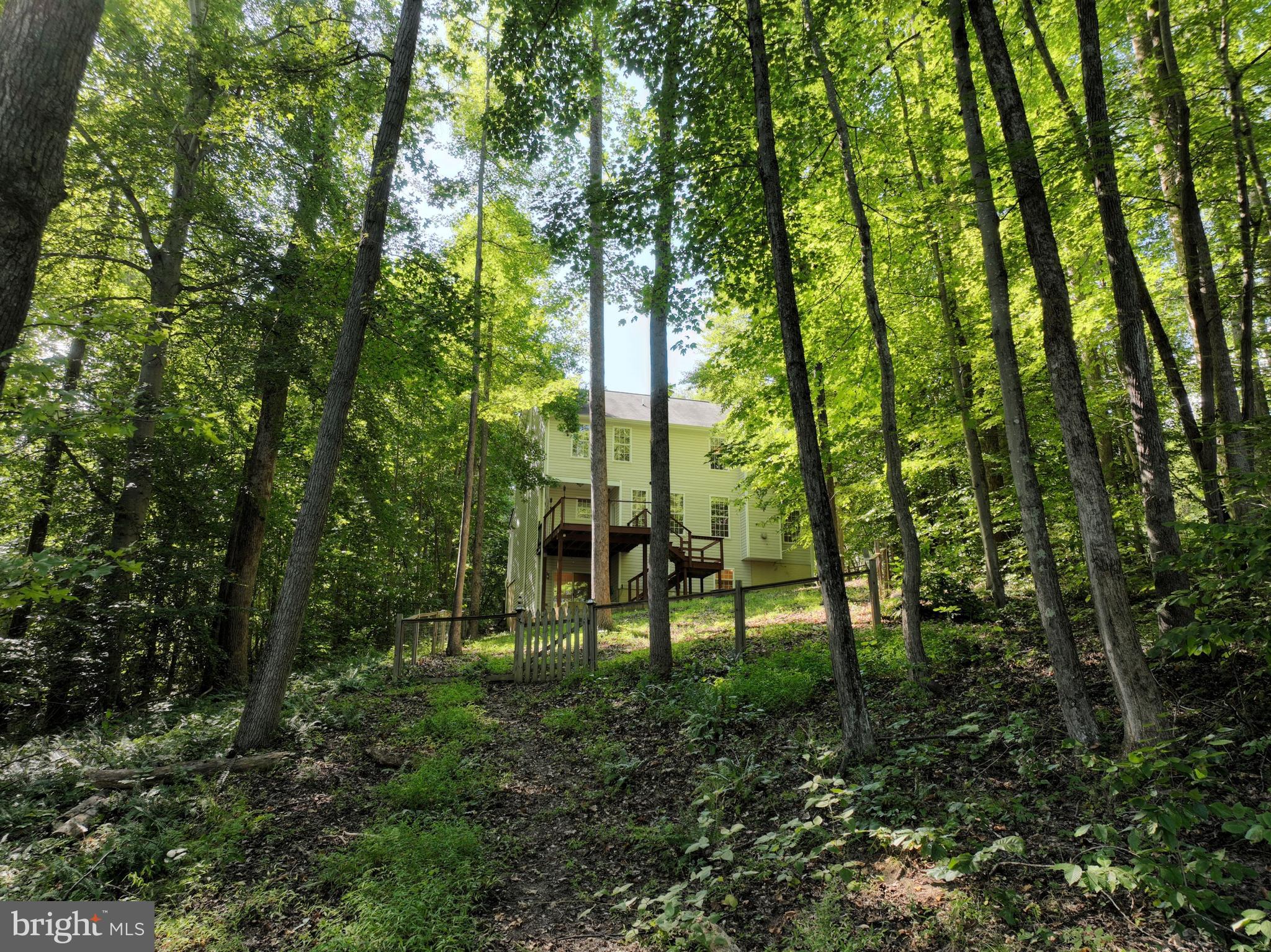 PRESIDENTIAL LAKES - Residential