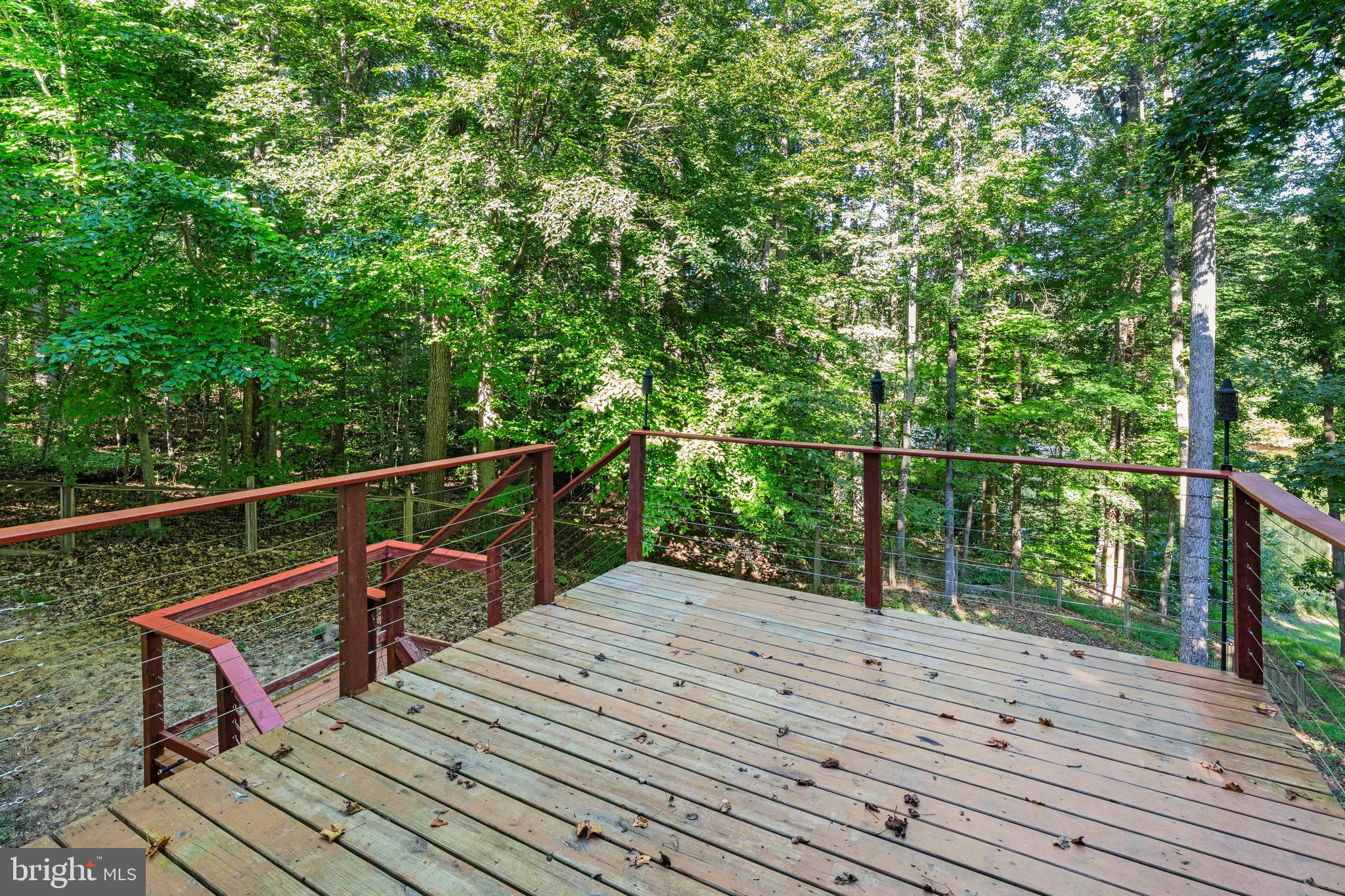 PRESIDENTIAL LAKES - Residential