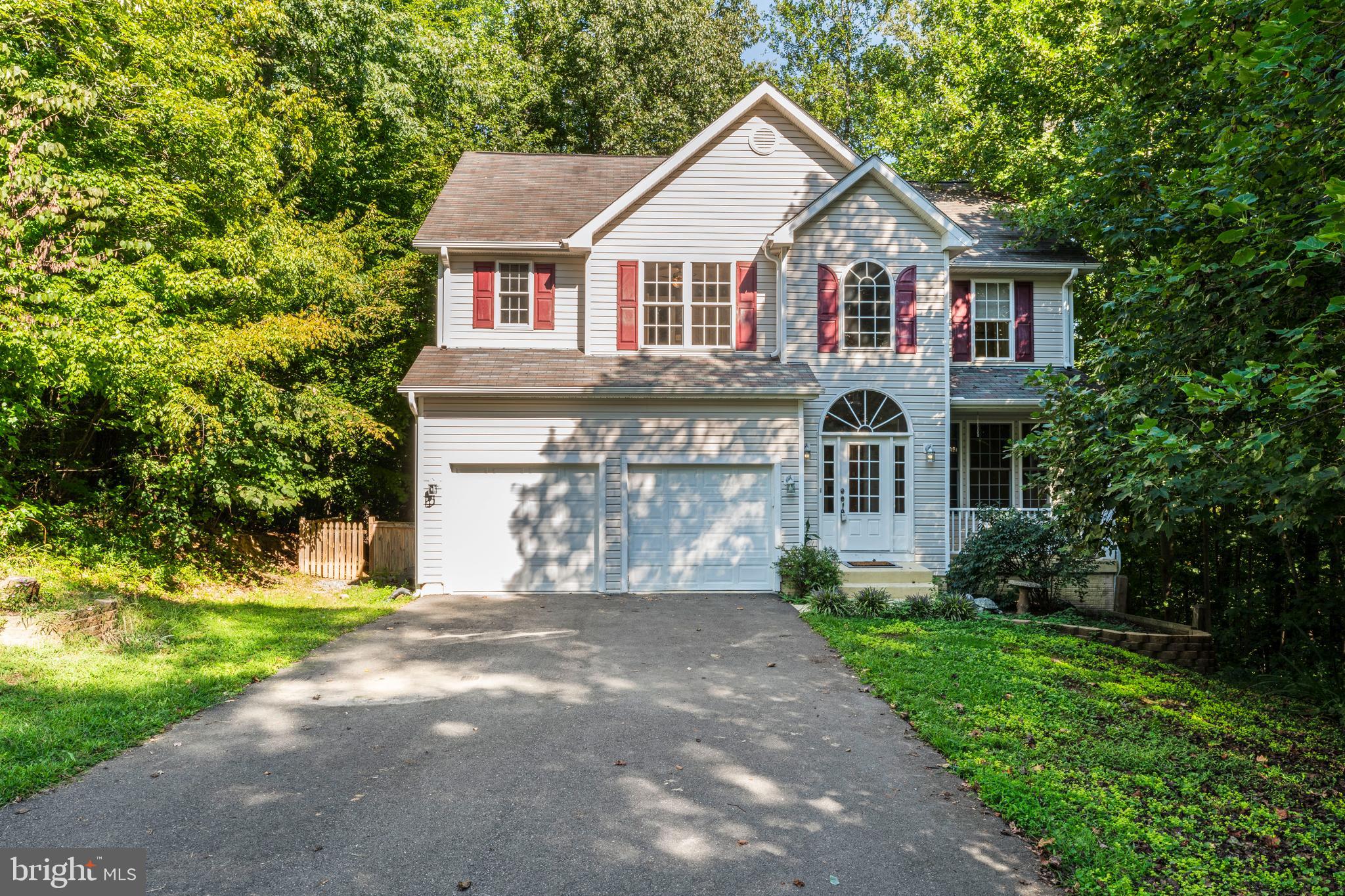 PRESIDENTIAL LAKES - Residential