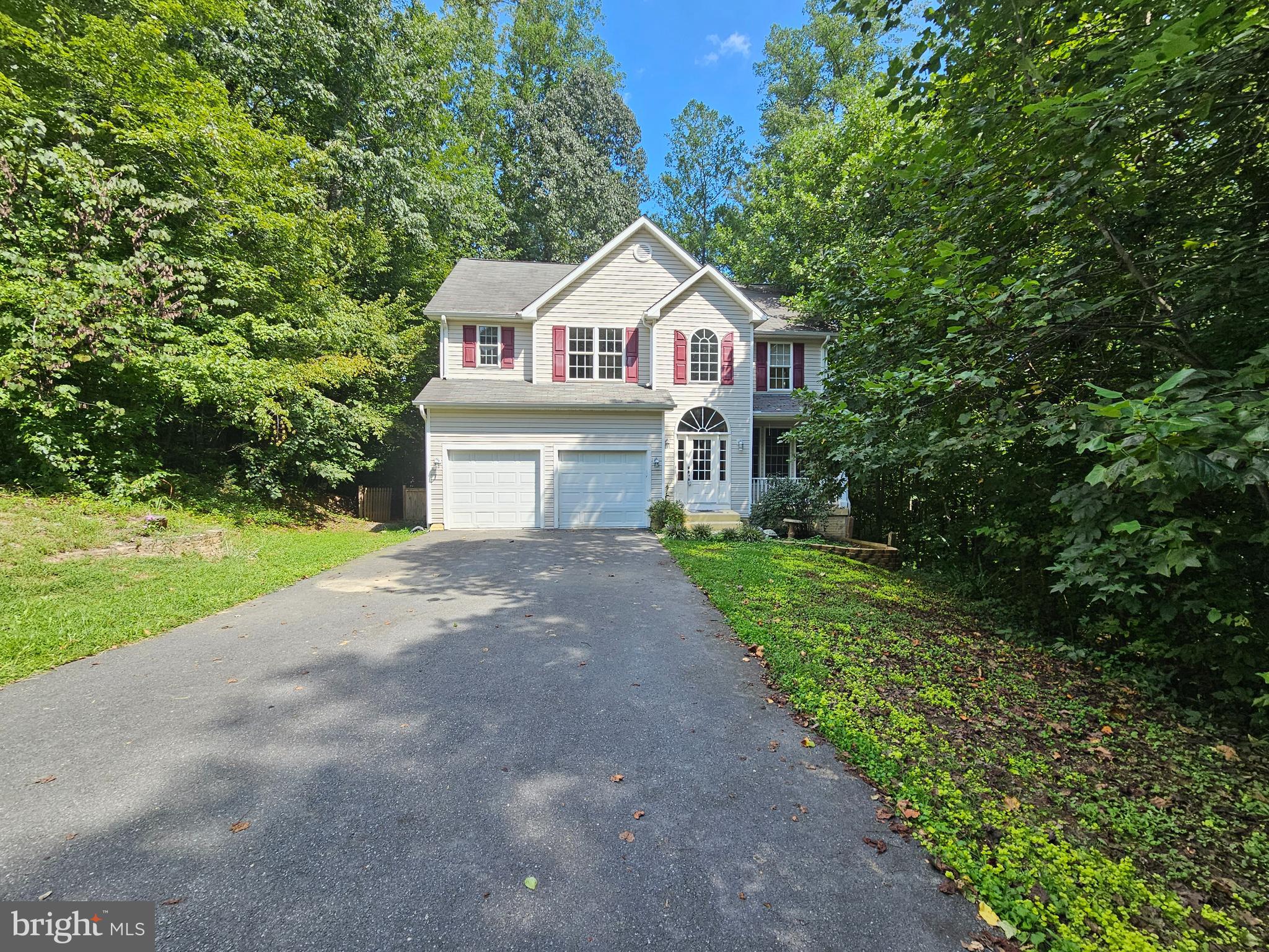 PRESIDENTIAL LAKES - Residential