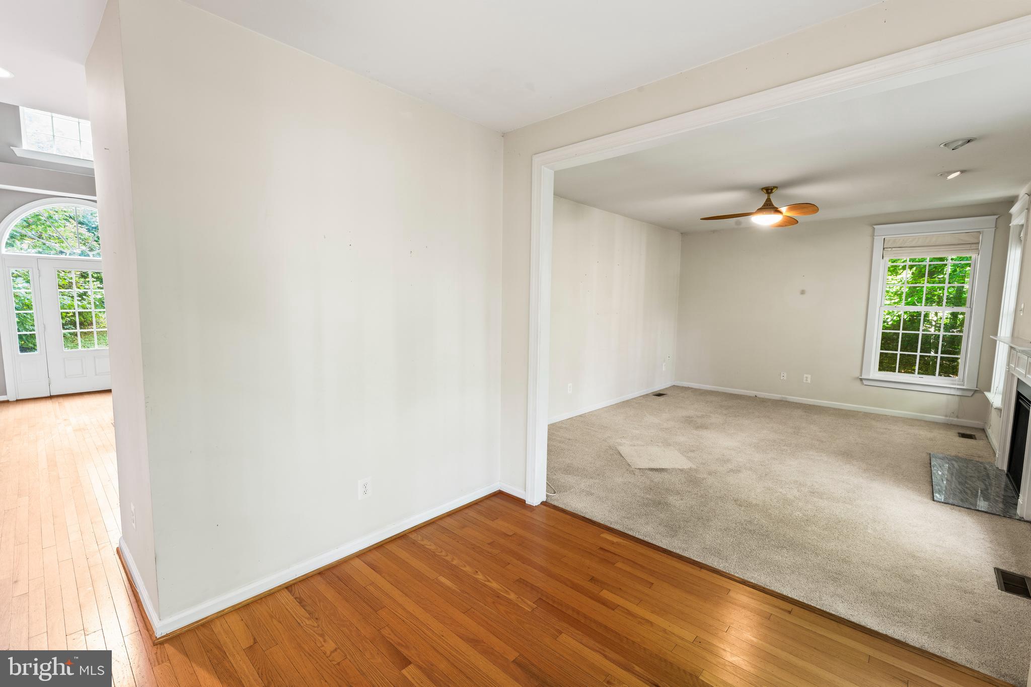 PRESIDENTIAL LAKES - Residential