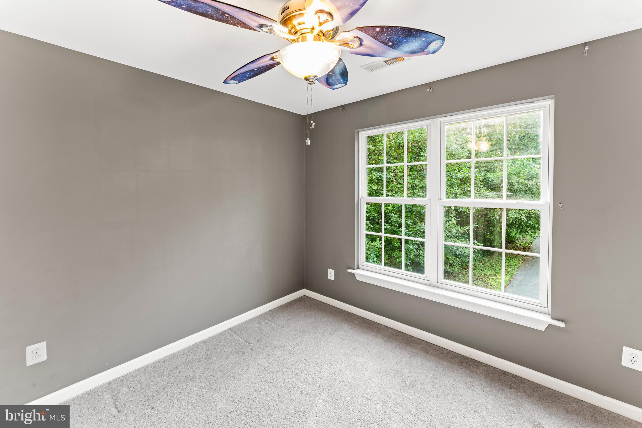 PRESIDENTIAL LAKES - Residential