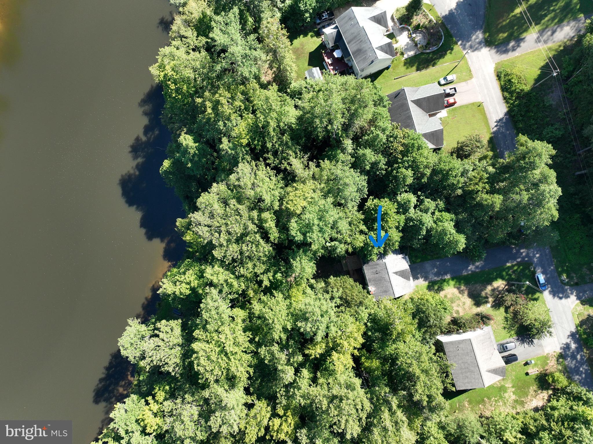 PRESIDENTIAL LAKES - Residential
