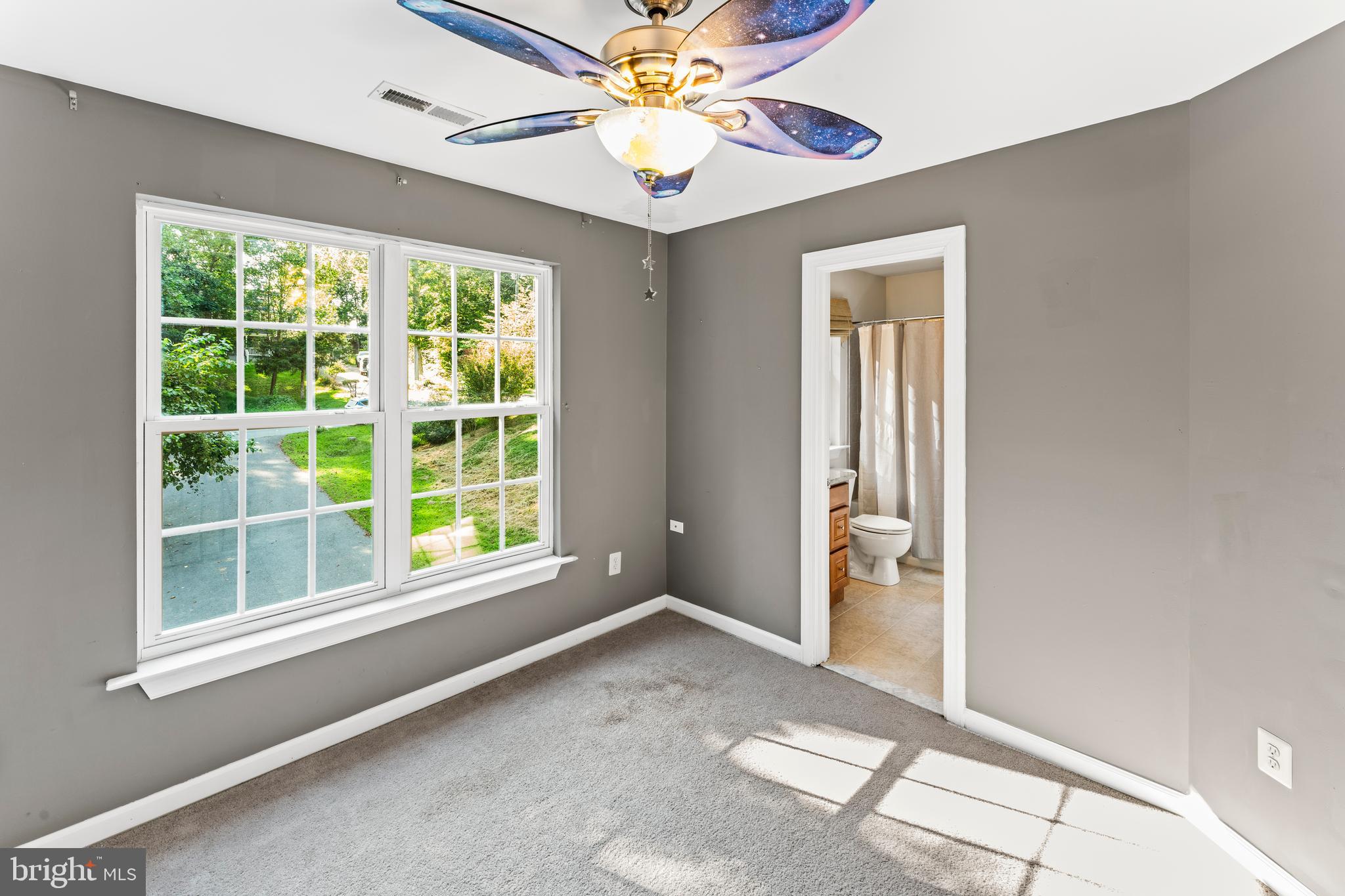 PRESIDENTIAL LAKES - Residential