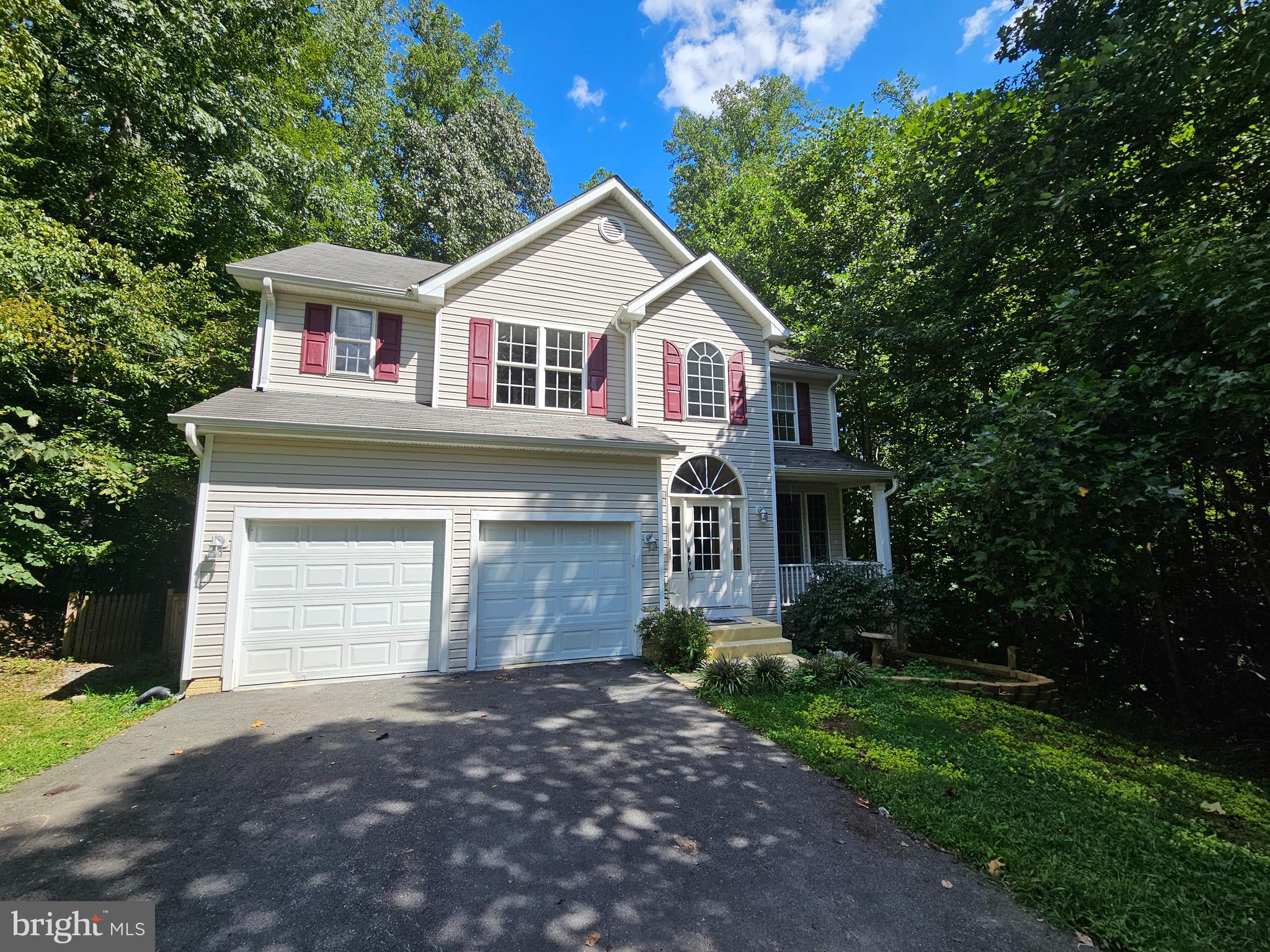 PRESIDENTIAL LAKES - Residential