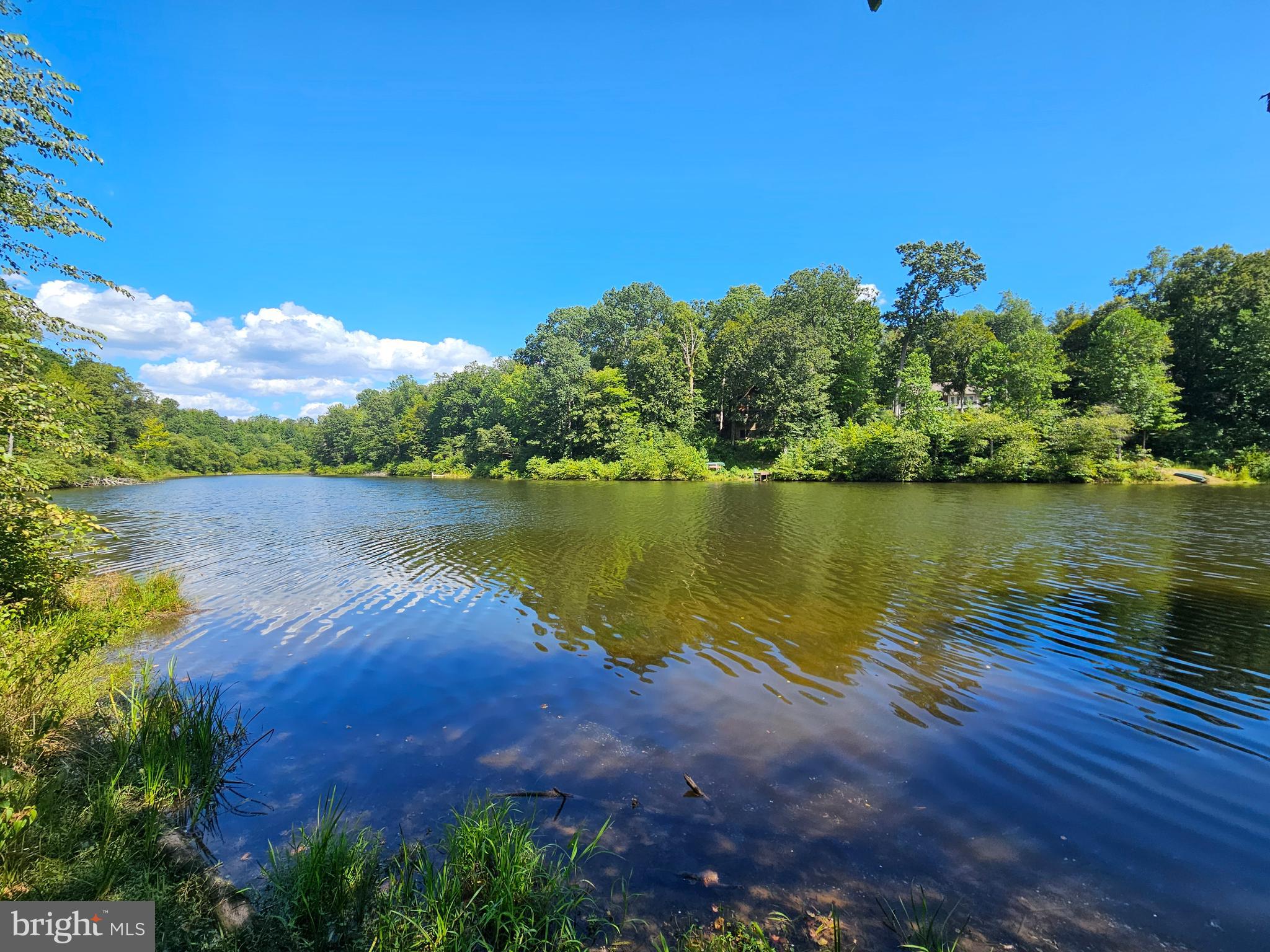 PRESIDENTIAL LAKES - Residential