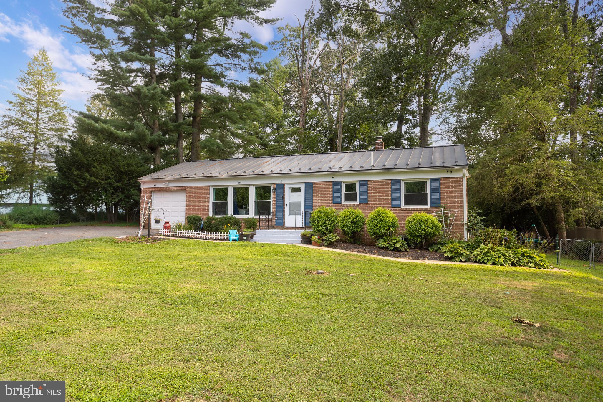 901 MOORES MILL ROAD