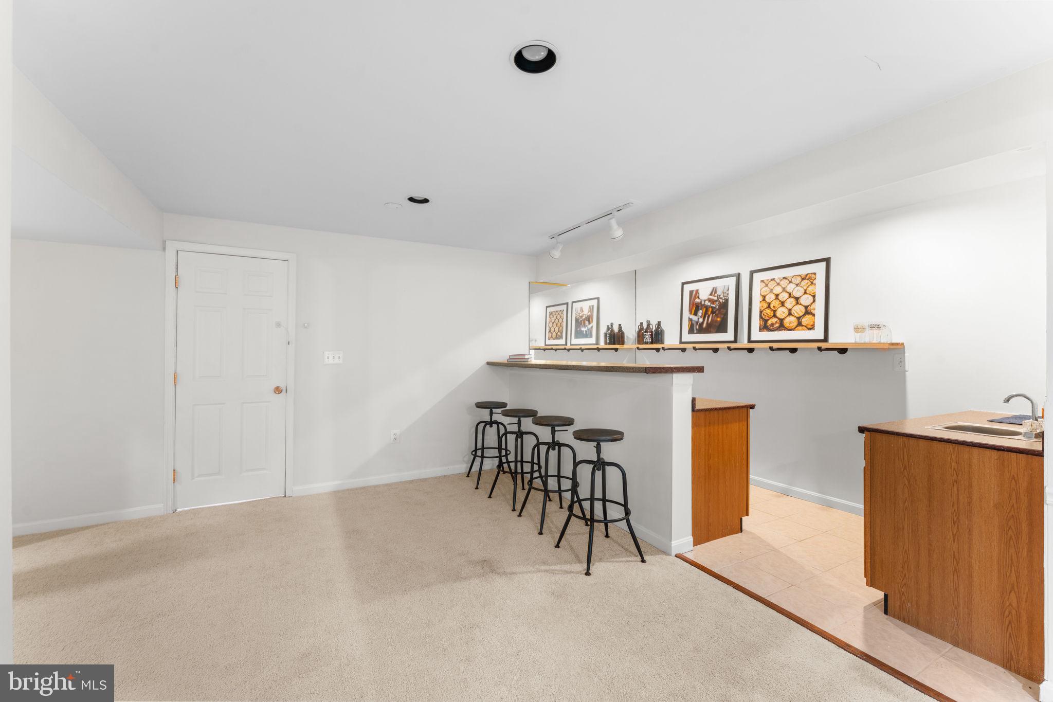 PINDELL CHASE - Residential