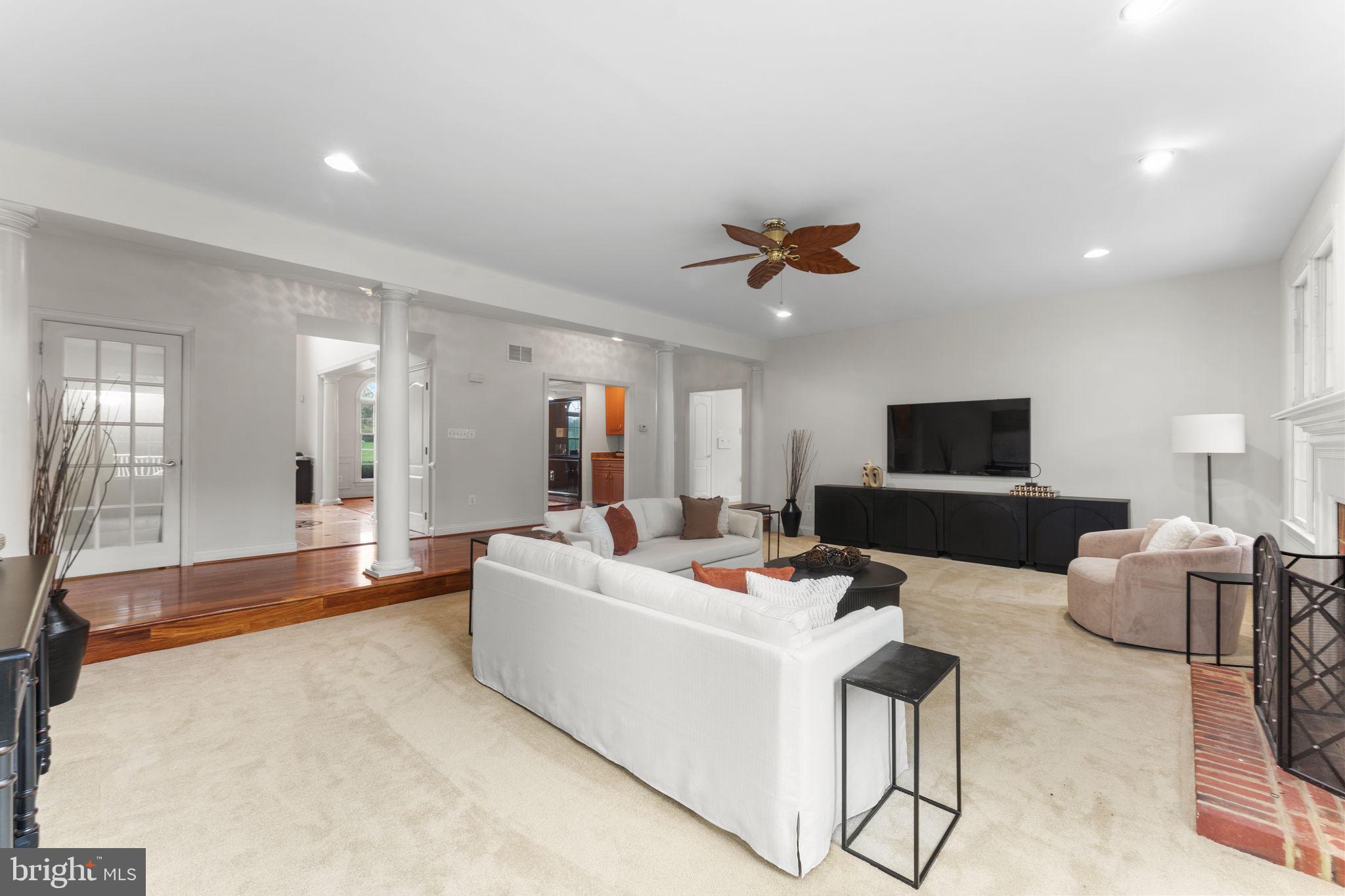 PINDELL CHASE - Residential