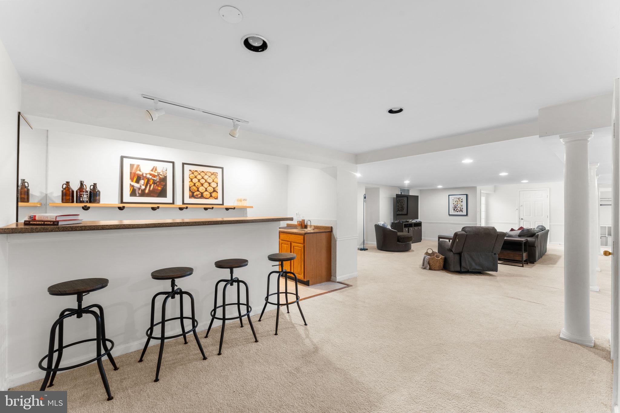 PINDELL CHASE - Residential