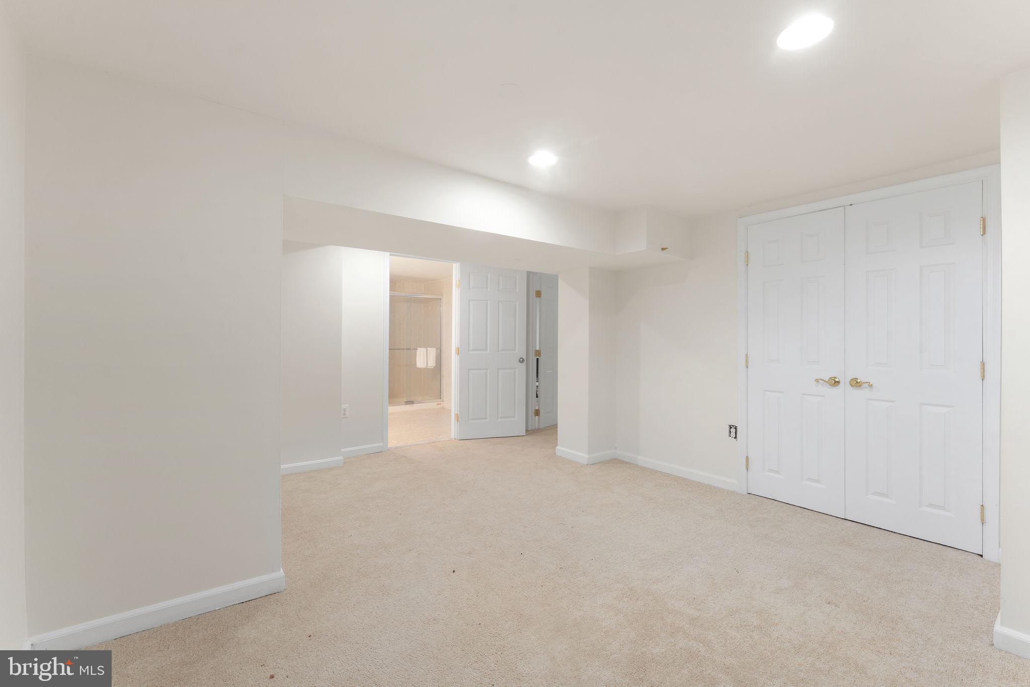 PINDELL CHASE - Residential