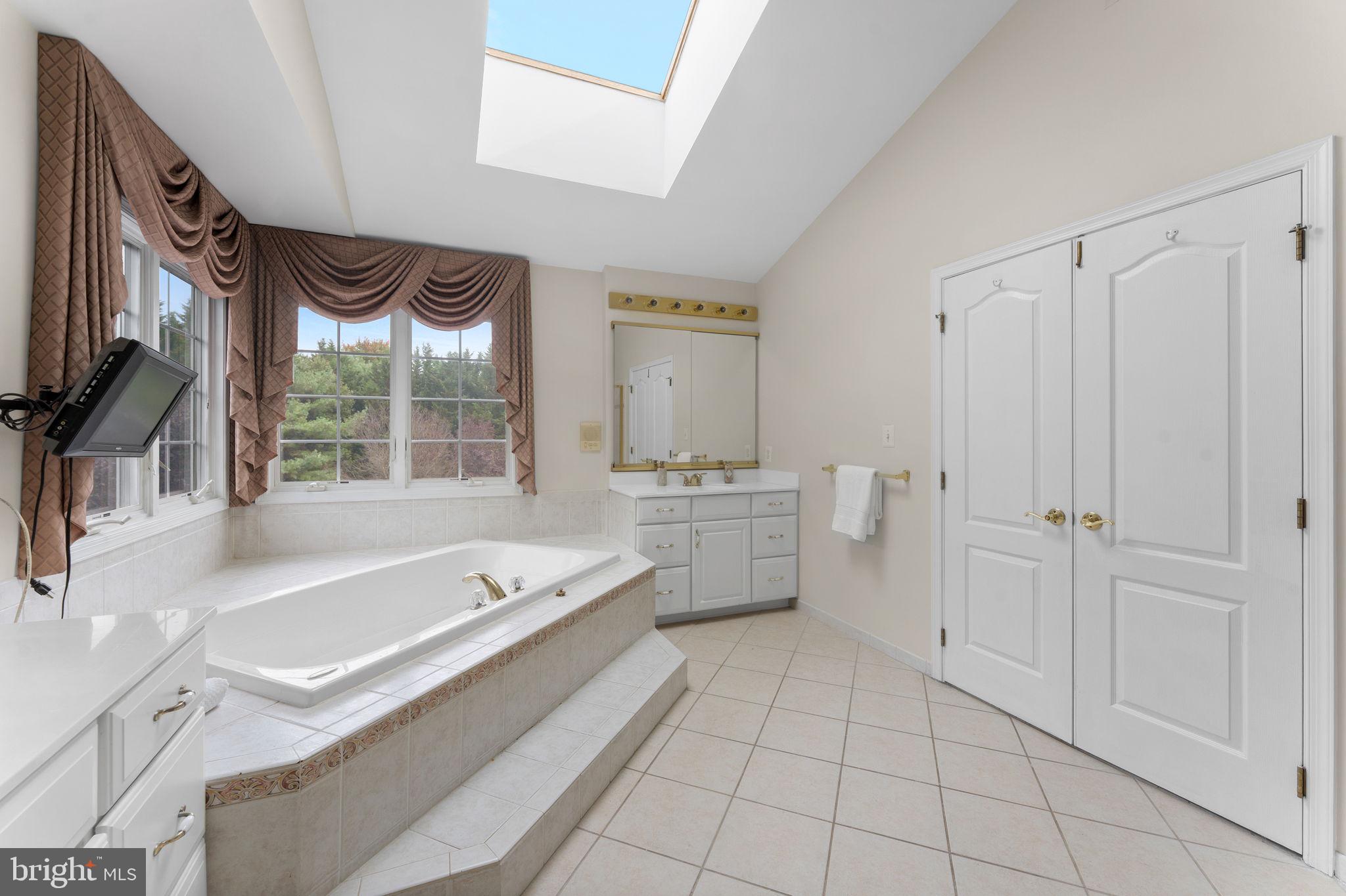 PINDELL CHASE - Residential