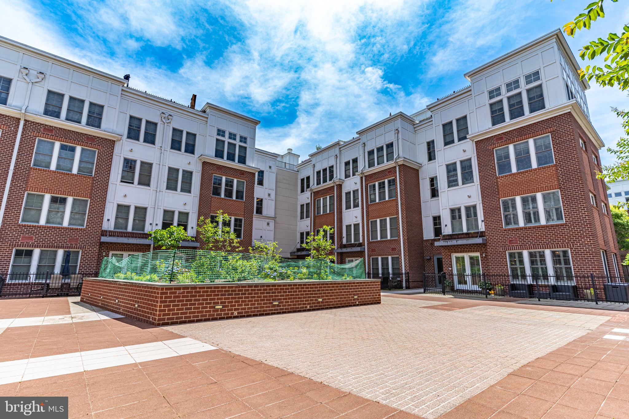 RHODES HILL SQUARE - Residential Lease