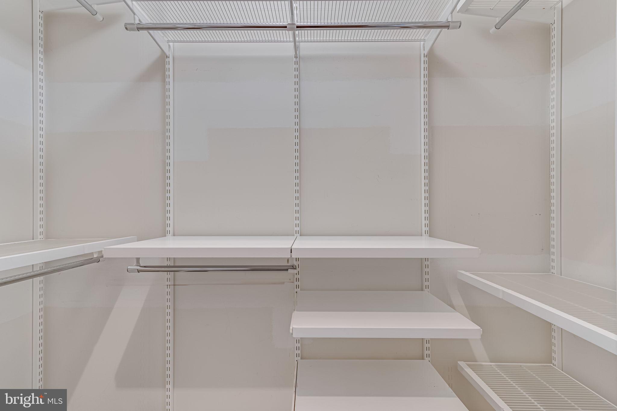 RHODES HILL SQUARE - Residential Lease