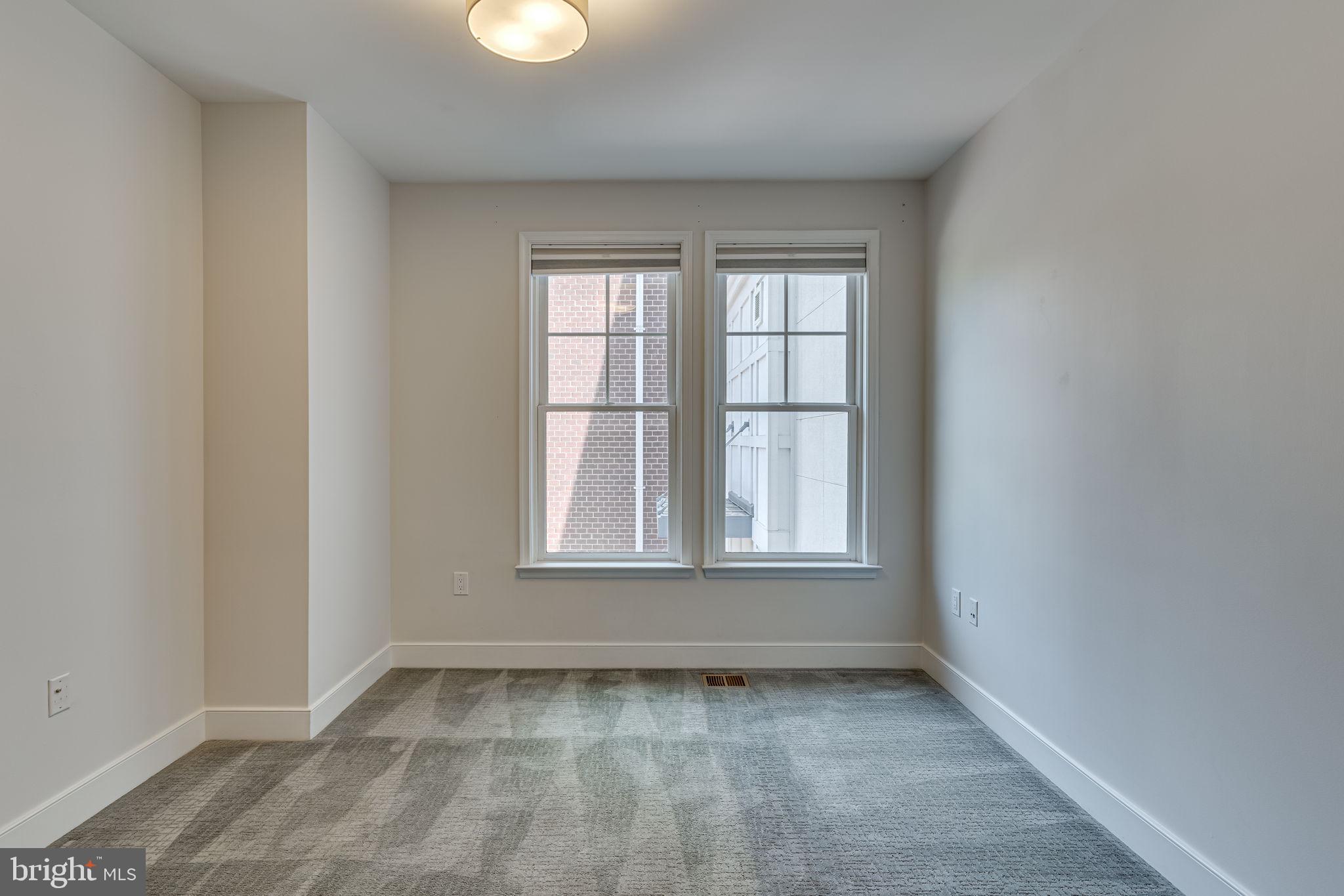 RHODES HILL SQUARE - Residential Lease