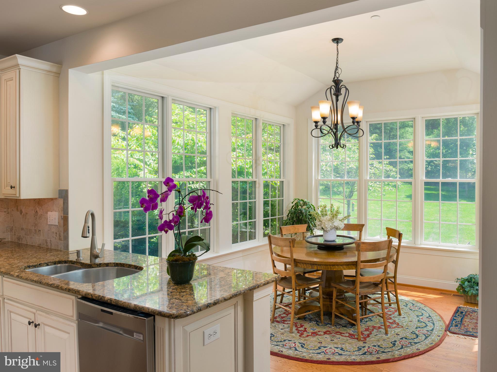 WHITEGATE - Residential