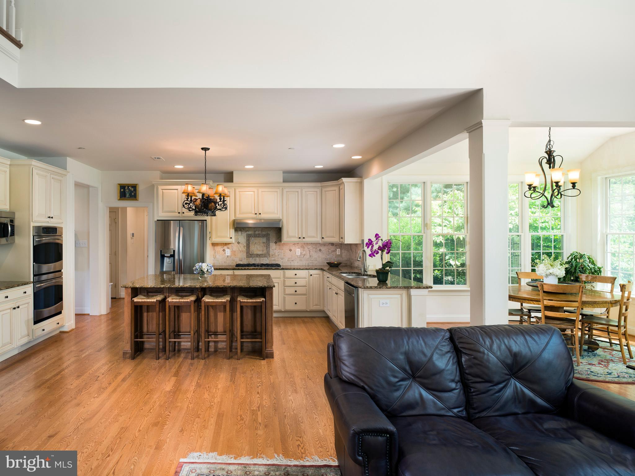 WHITEGATE - Residential