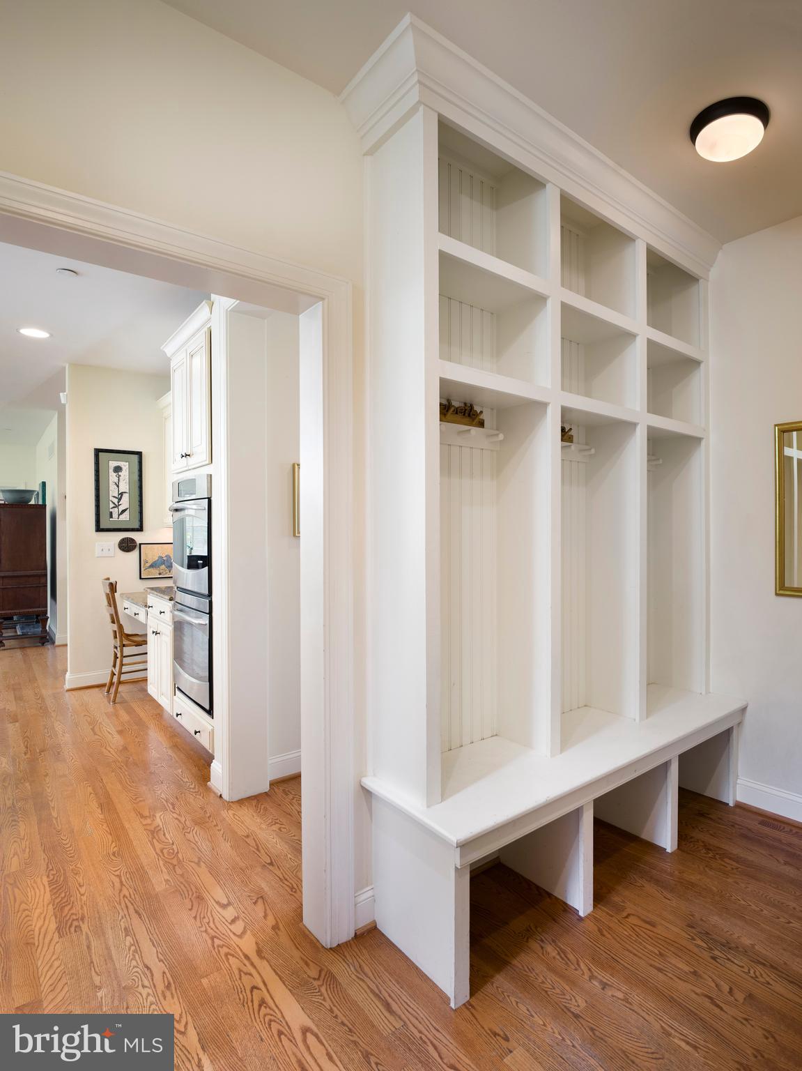 WHITEGATE - Residential