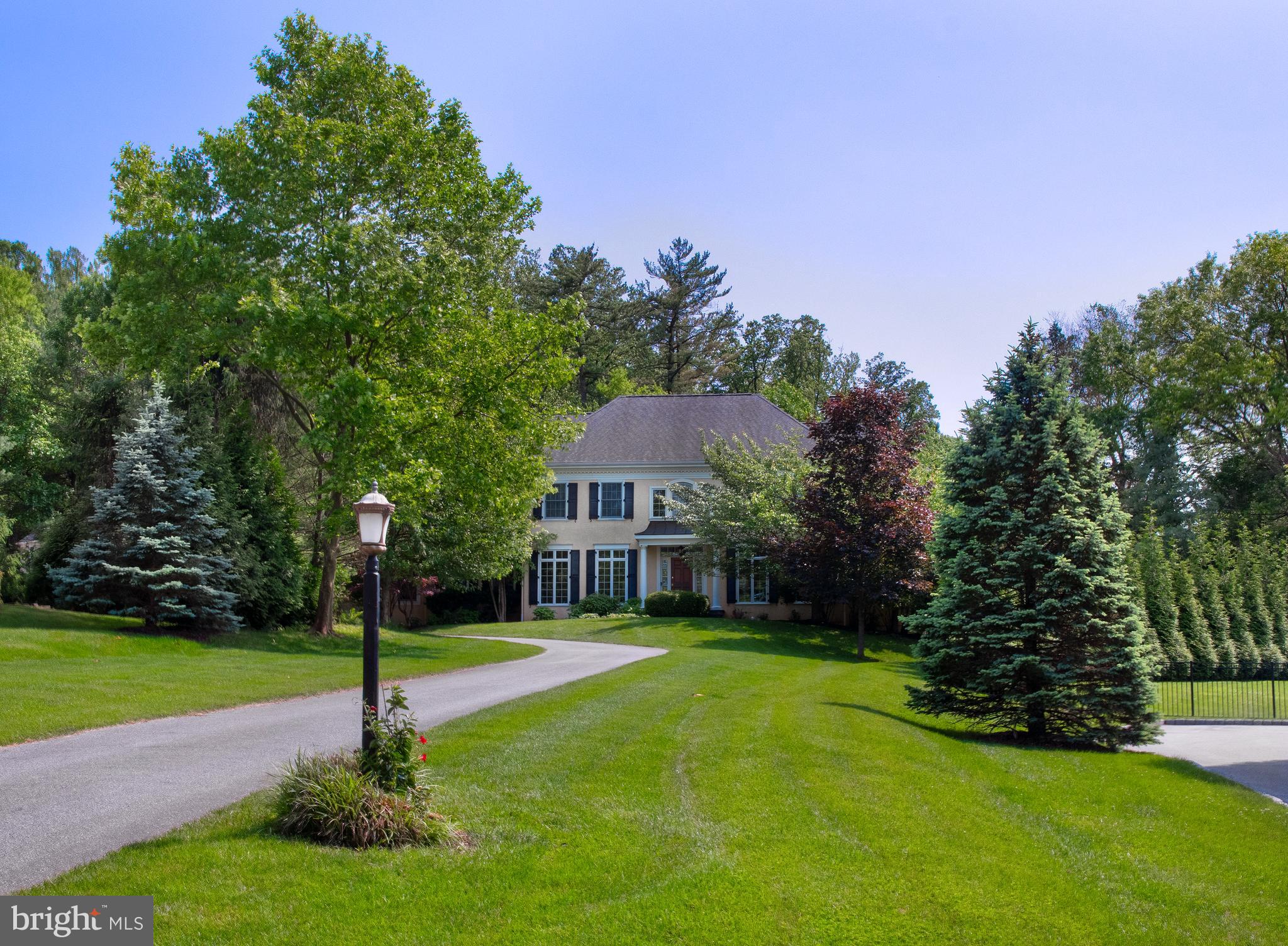 WHITEGATE - Residential