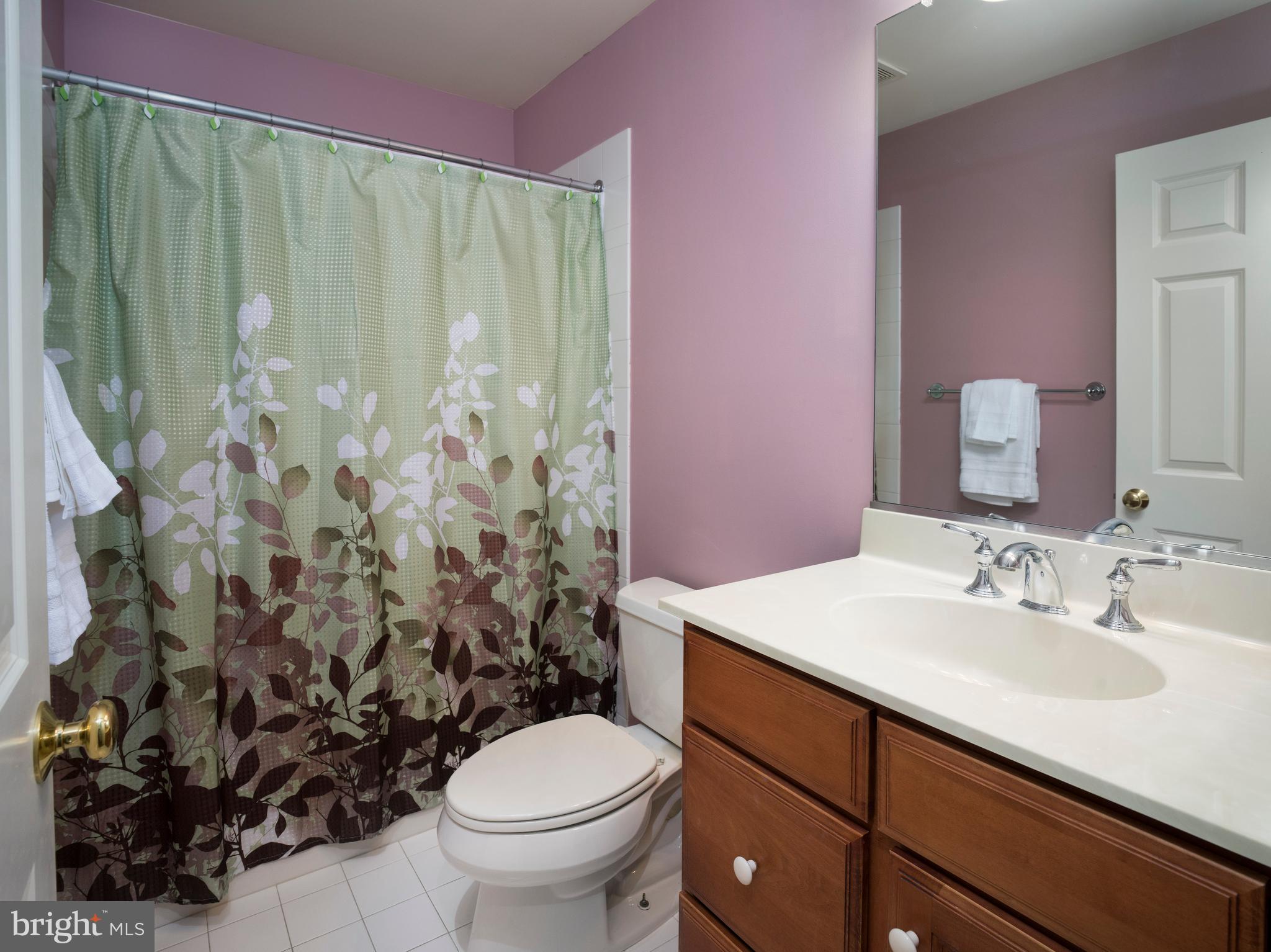 WHITEGATE - Residential