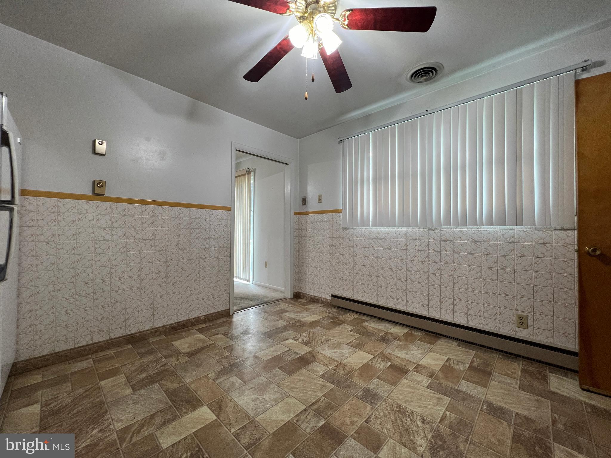 SKY-LIN PARK - Residential