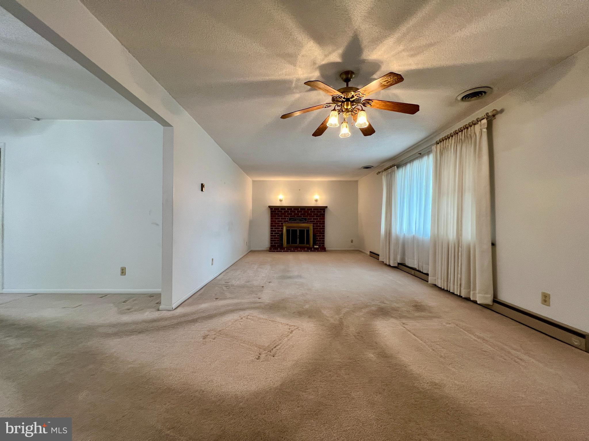 SKY-LIN PARK - Residential