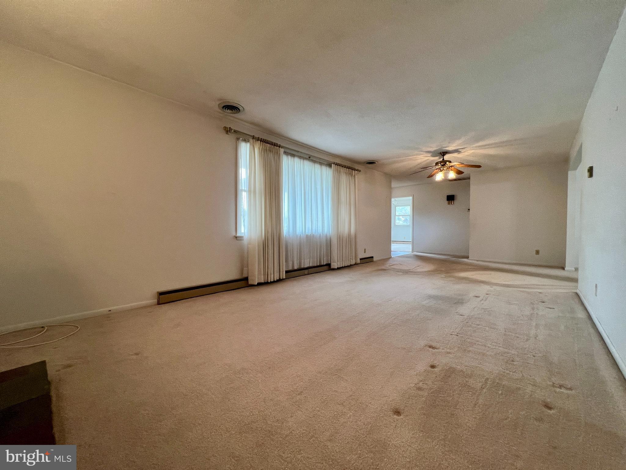 SKY-LIN PARK - Residential