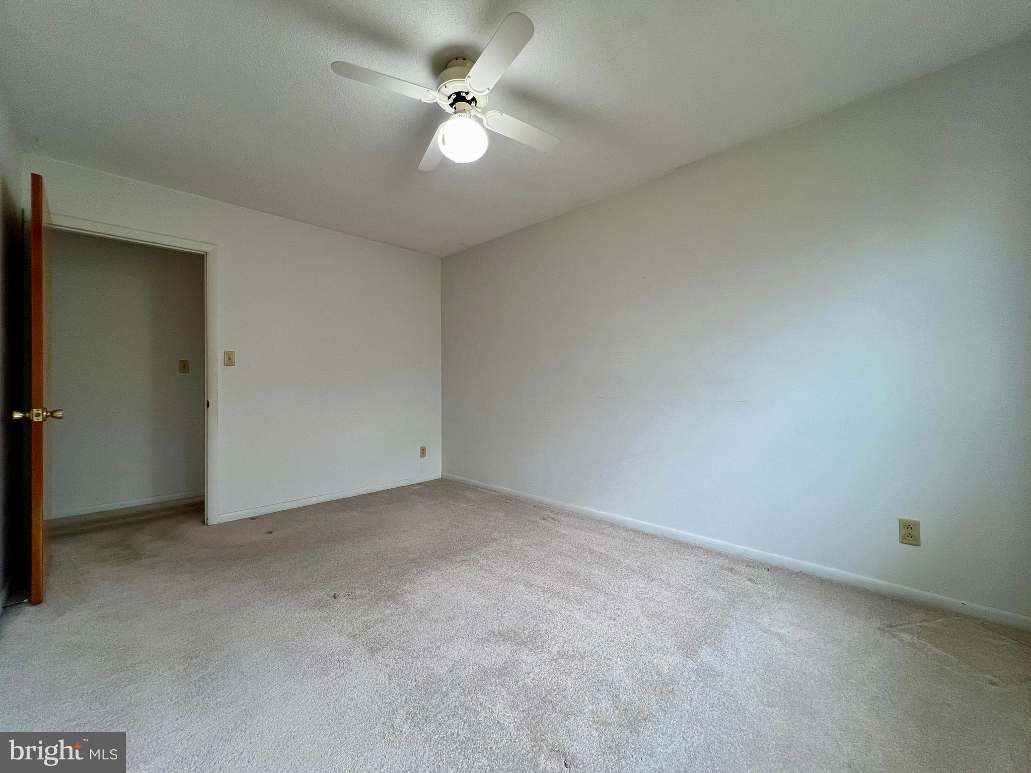 SKY-LIN PARK - Residential