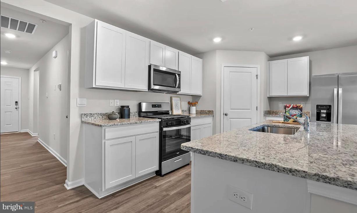 672 ARMSTRONG AVENUE