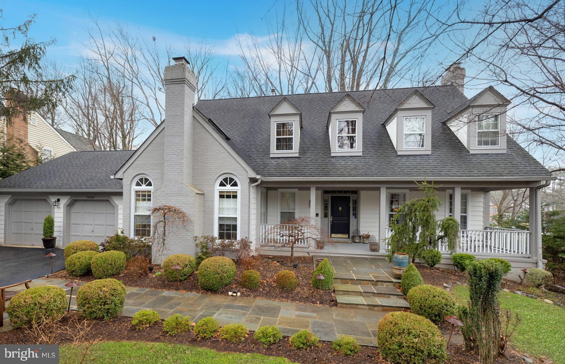 RIVER FALLS - Residential