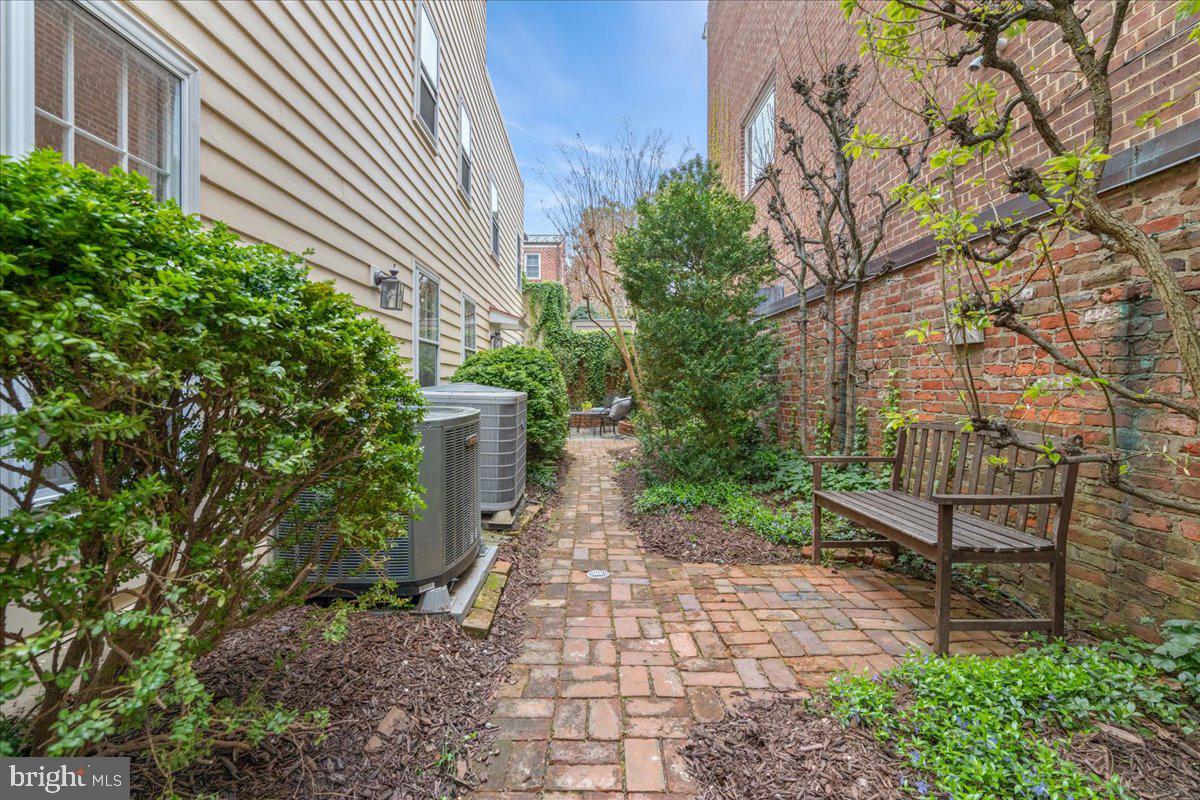 OLD TOWN - Residential