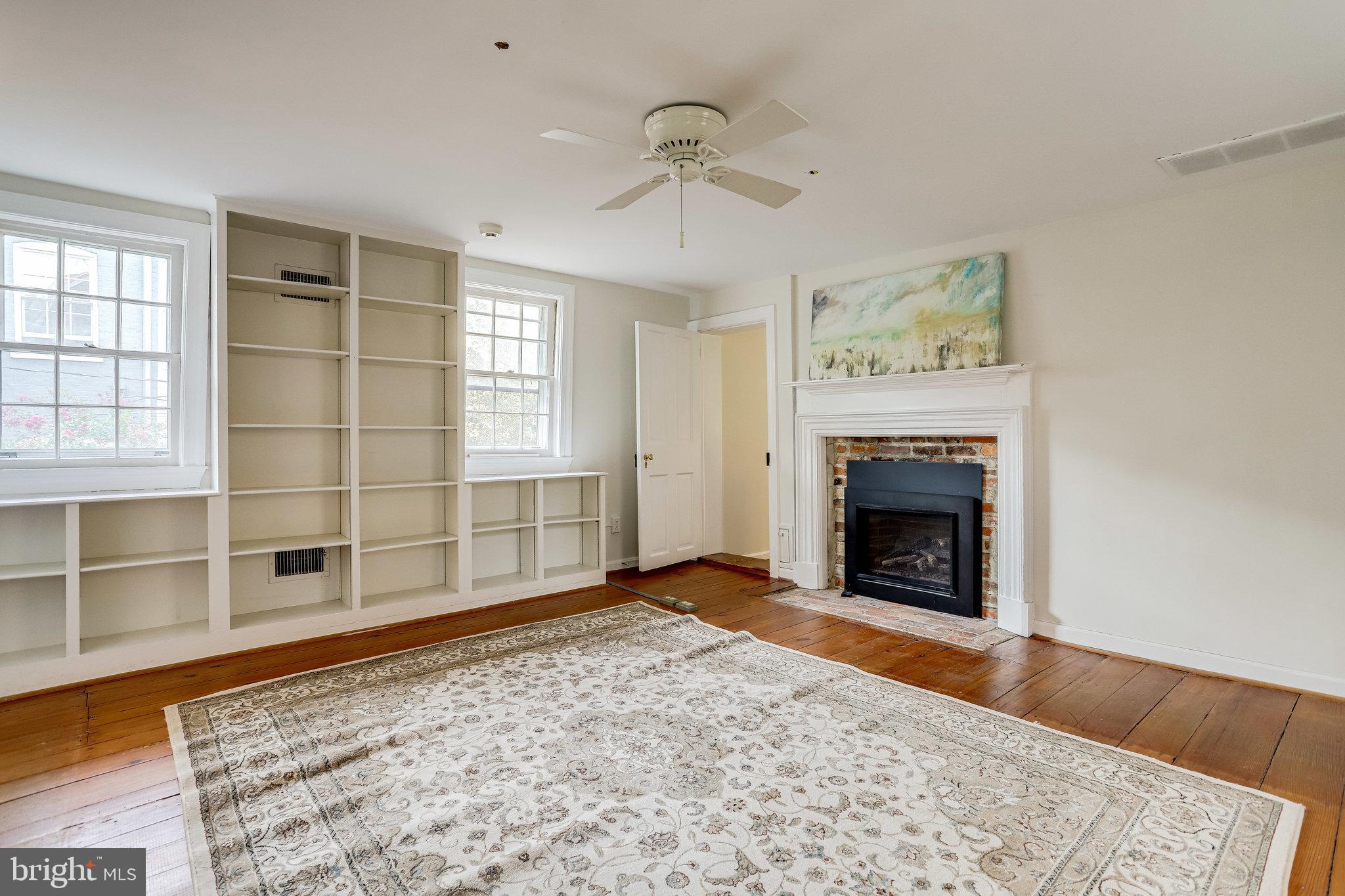 OLD TOWN - Residential