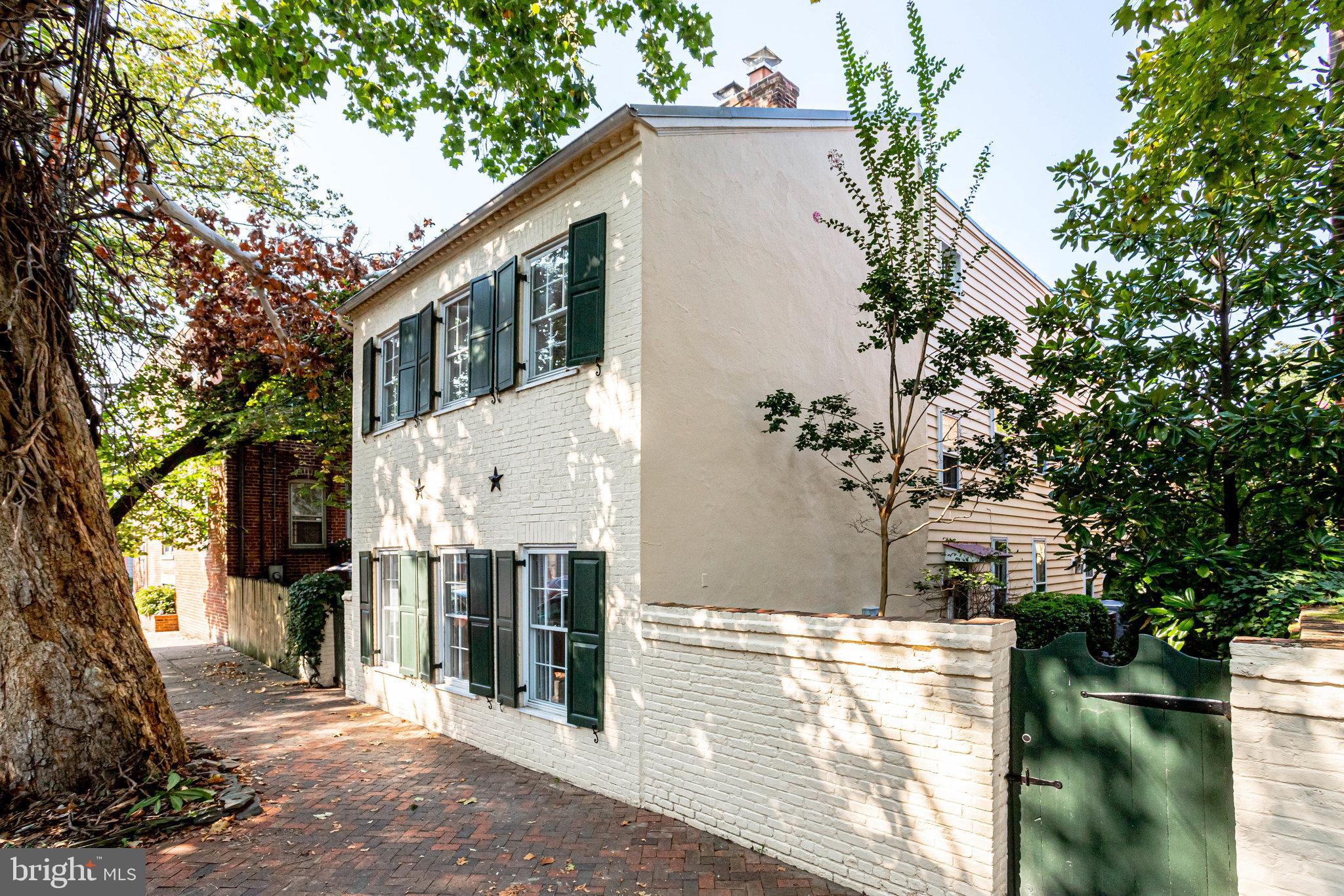 OLD TOWN - Residential