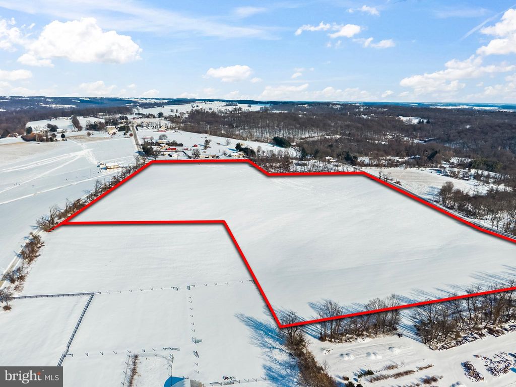 Photo of 0 Pinnacle Road W, HOLTWOOD, PA 17532 (MLS # PALA2082634)