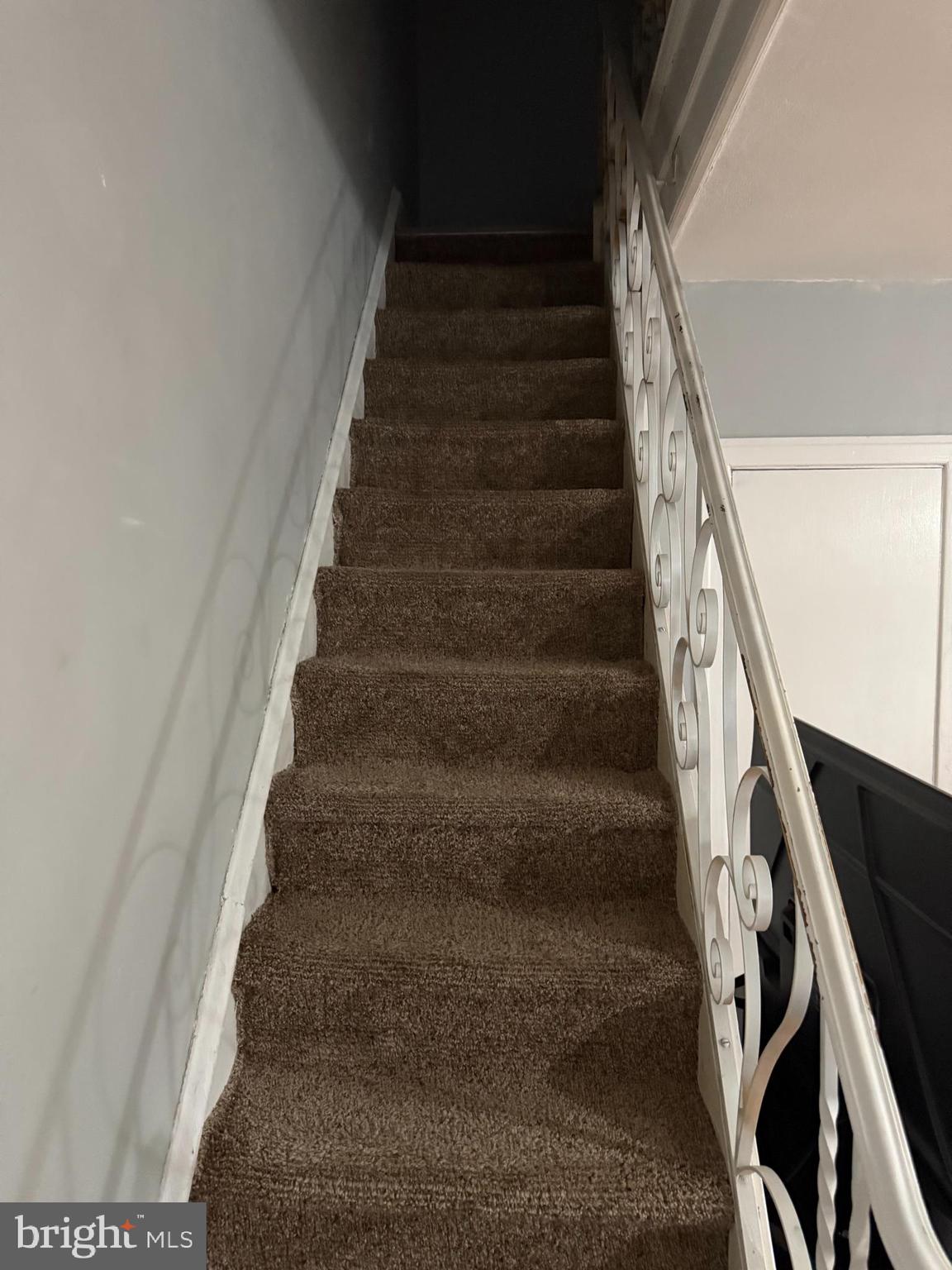 ELMWOOD PARK - Residential