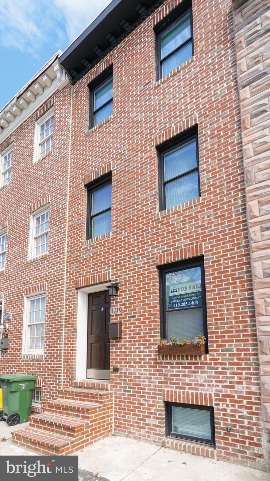 Unparalleled modern living in historic neighborhood. Incredible 100% custom rebuild by Carrillo Development Group! Top of the line stainless steel appli, large granite island & open concept makes this a chefs dream kitchen. Backyard oasis w/ deck, pergola, & salvaged-brick patio. Large master w/ ensuite & dual shower. Fully finished lower lvl. Energy efficient. Unique Baltimore home. Home Warranty