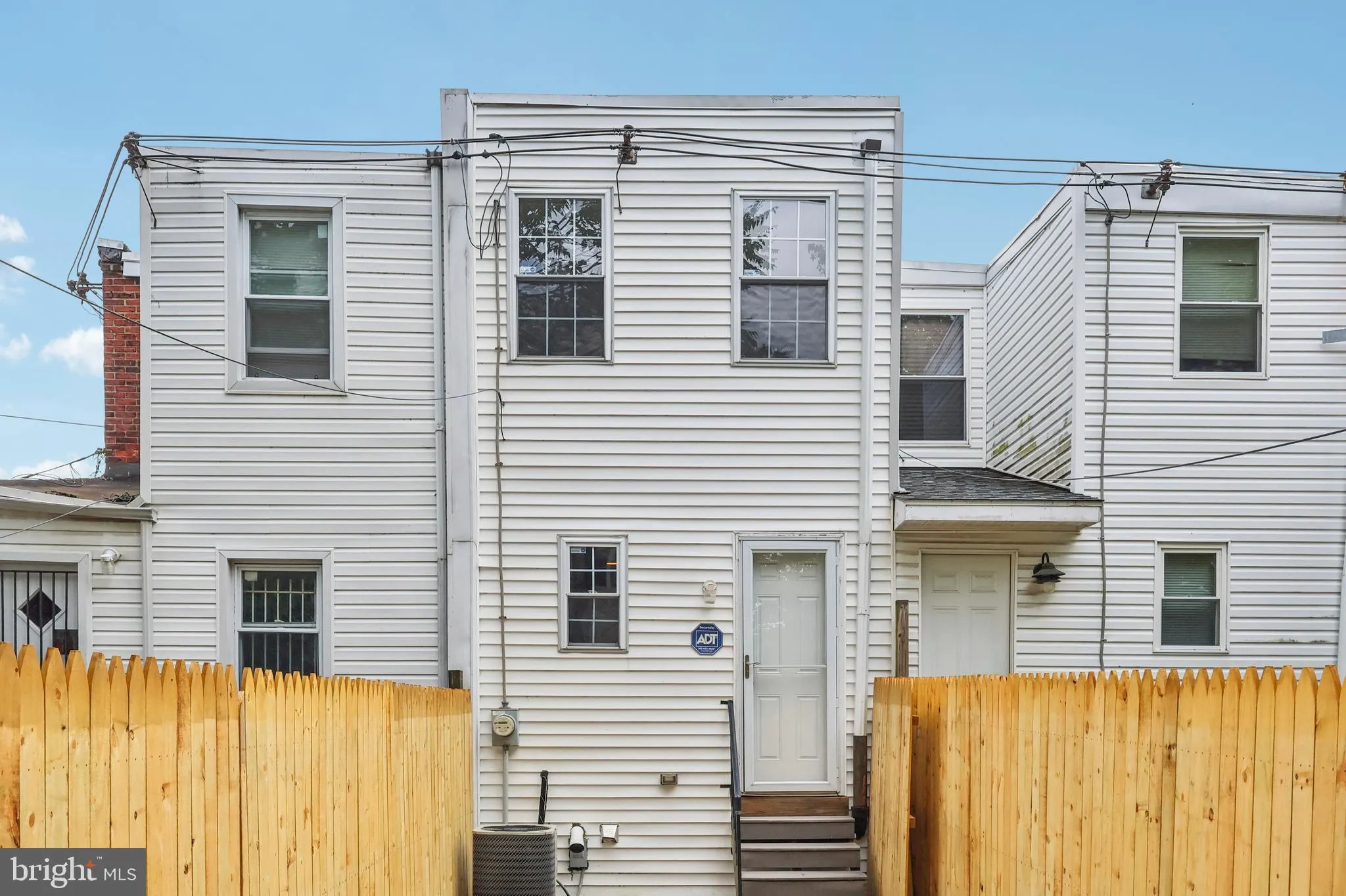 Philadelphia, Pennsylvania 19104, United States, 2 Bedrooms Bedrooms, ,2 BathroomsBathrooms,Residential,Contingent,151035