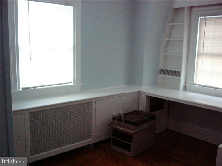 MERION STATION - Residential Lease