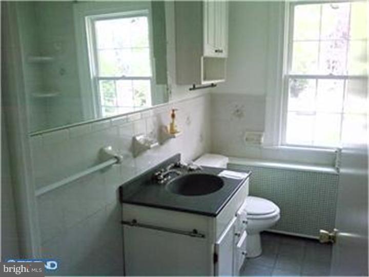 MERION STATION - Residential Lease